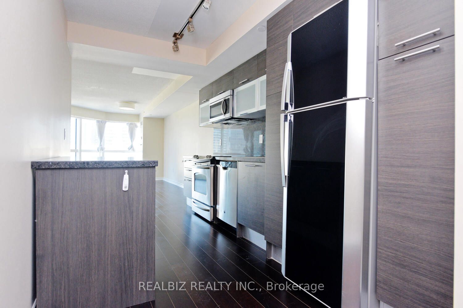 386 Yonge Street 1516 Property Photo 27