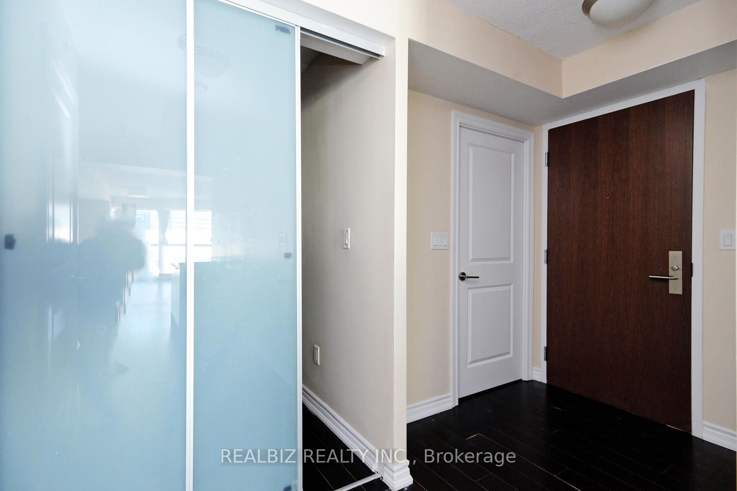 386 Yonge Street 1516 Property Photo 29