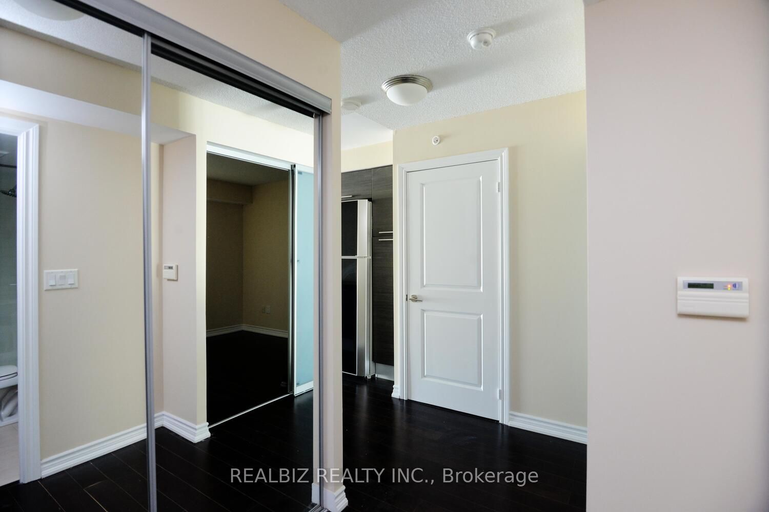 386 Yonge Street 1516 Property Photo 30