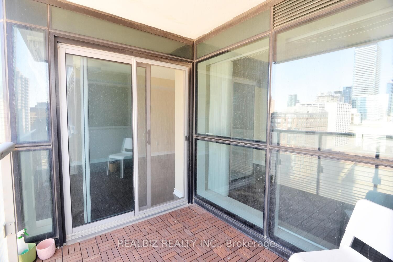 386 Yonge Street 1516 Property Photo 42