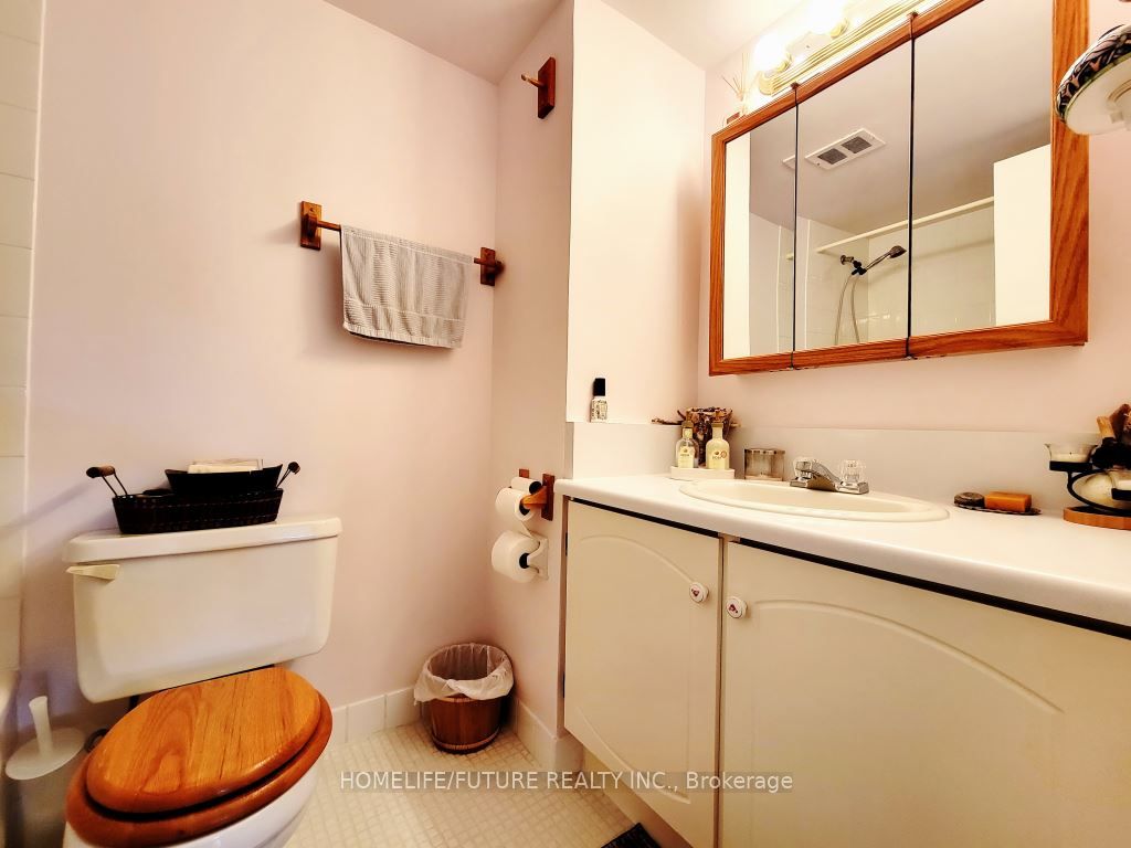 60 Pavane Linkway N/a 1201 Property Photo 24
