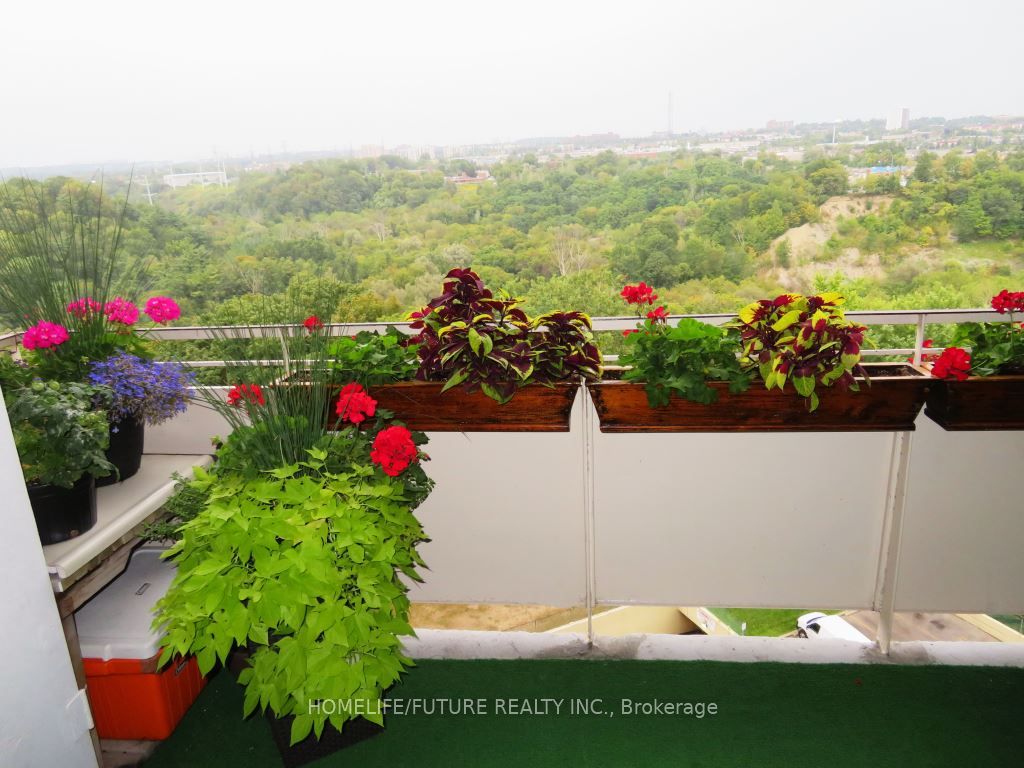 60 Pavane Linkway N/a 1201 Property Photo 25