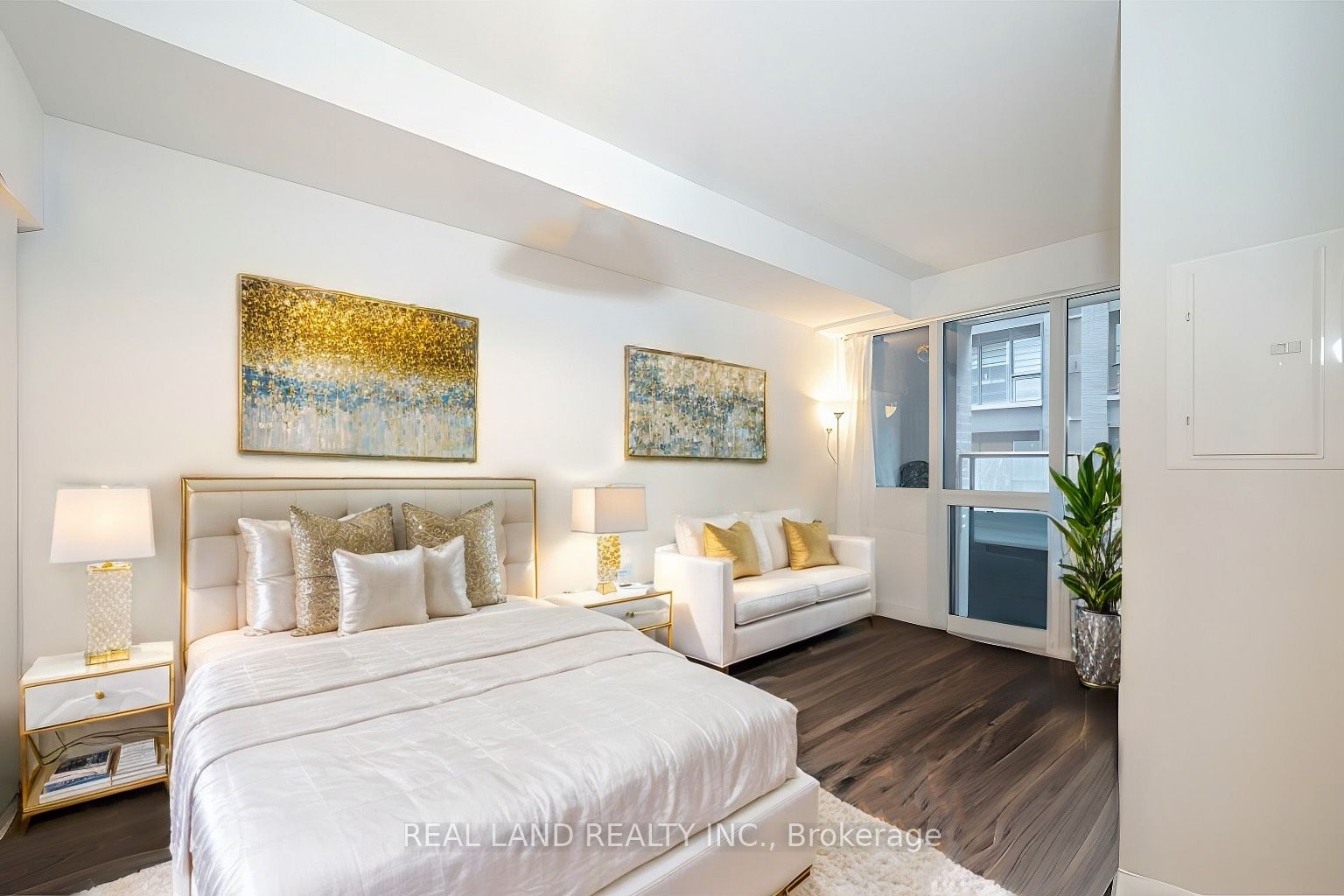 #310 - 115 Blue Jays Way Property Photo 1
