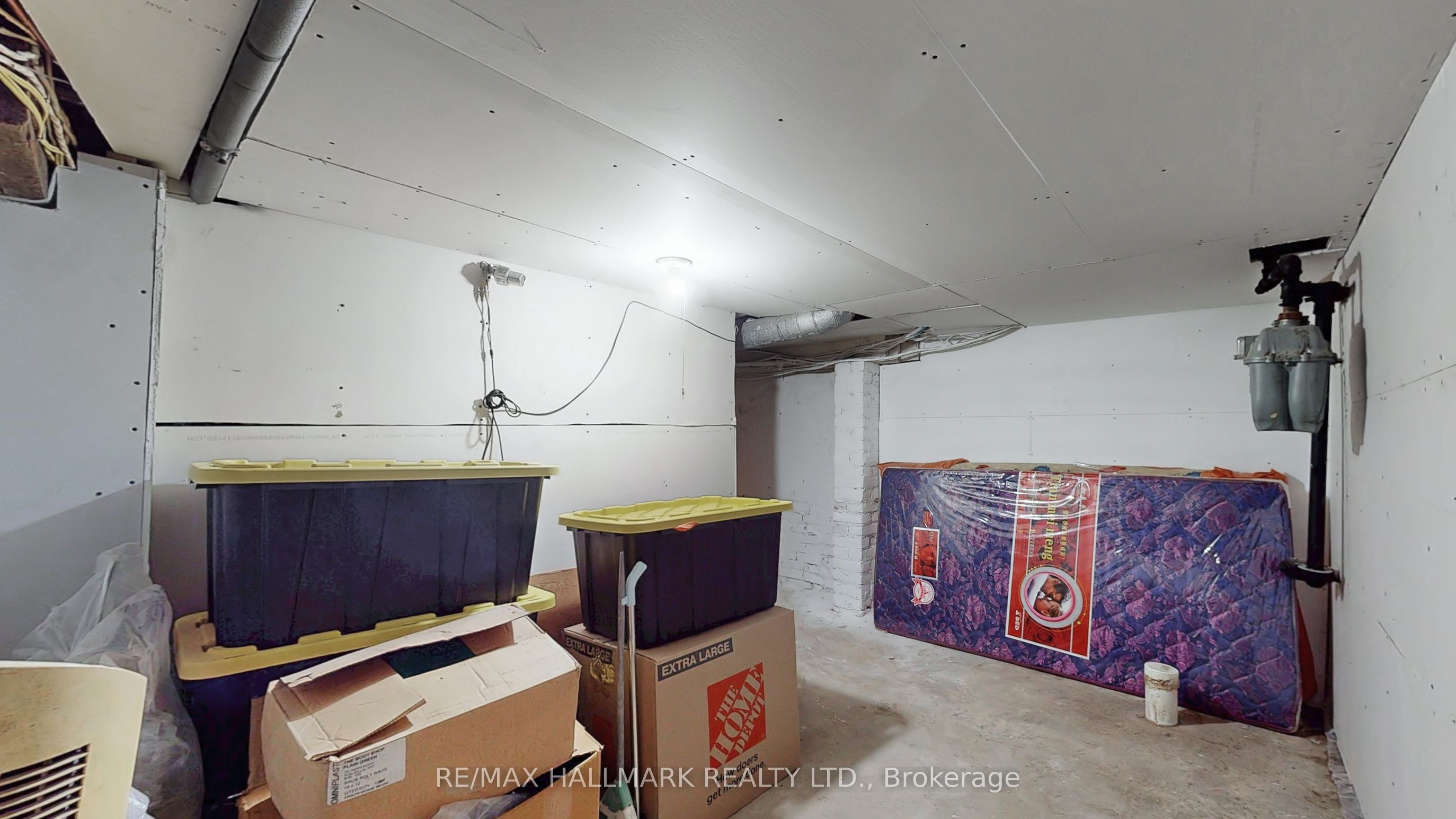 38 Kensington Avenue Property Photo 23