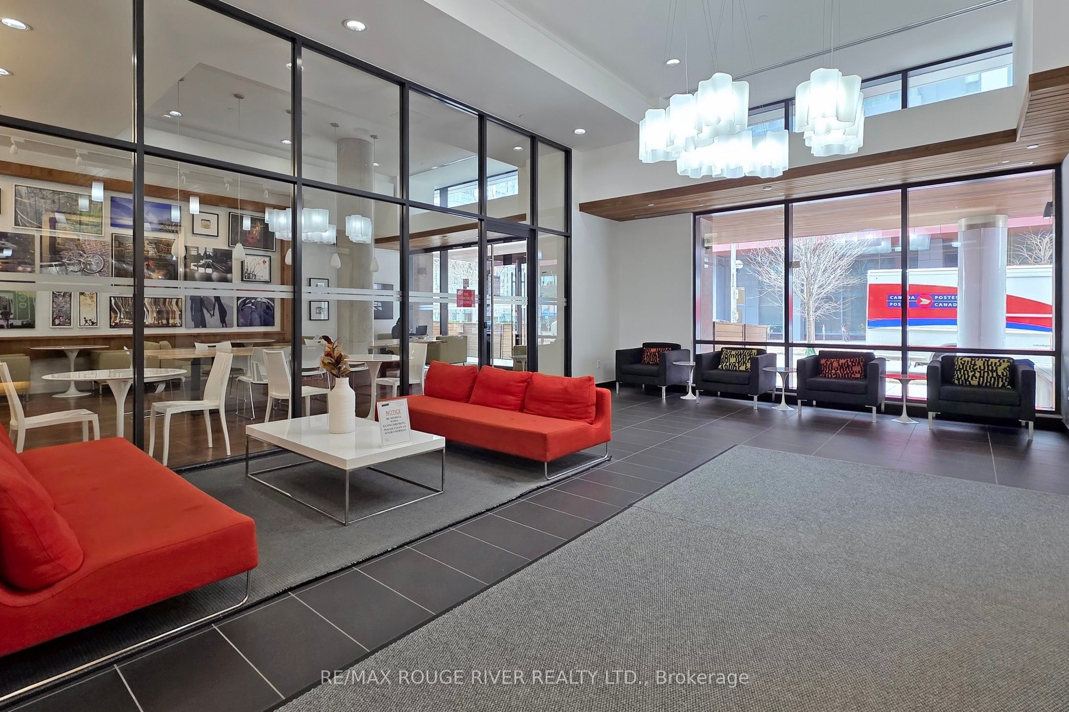 #908 - 225 Sackville Street Property Photo 6