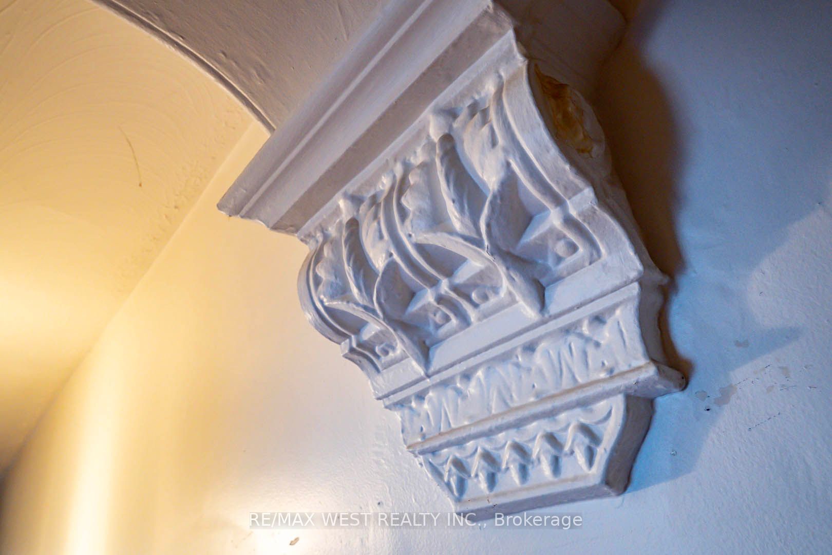 217 Gladstone Avenue Property Photo 16