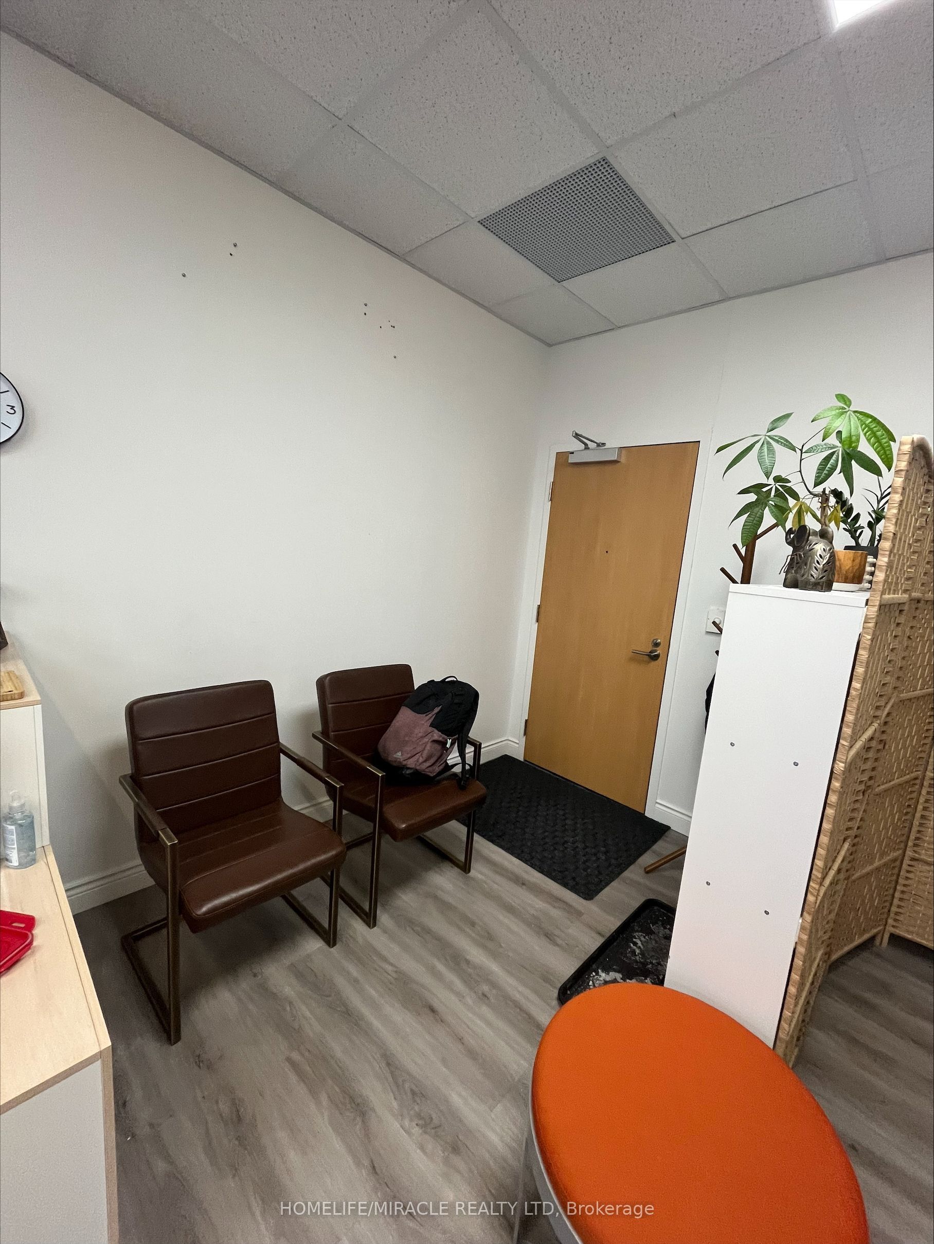#215 - 15 Wellesley Street Property Photo 2
