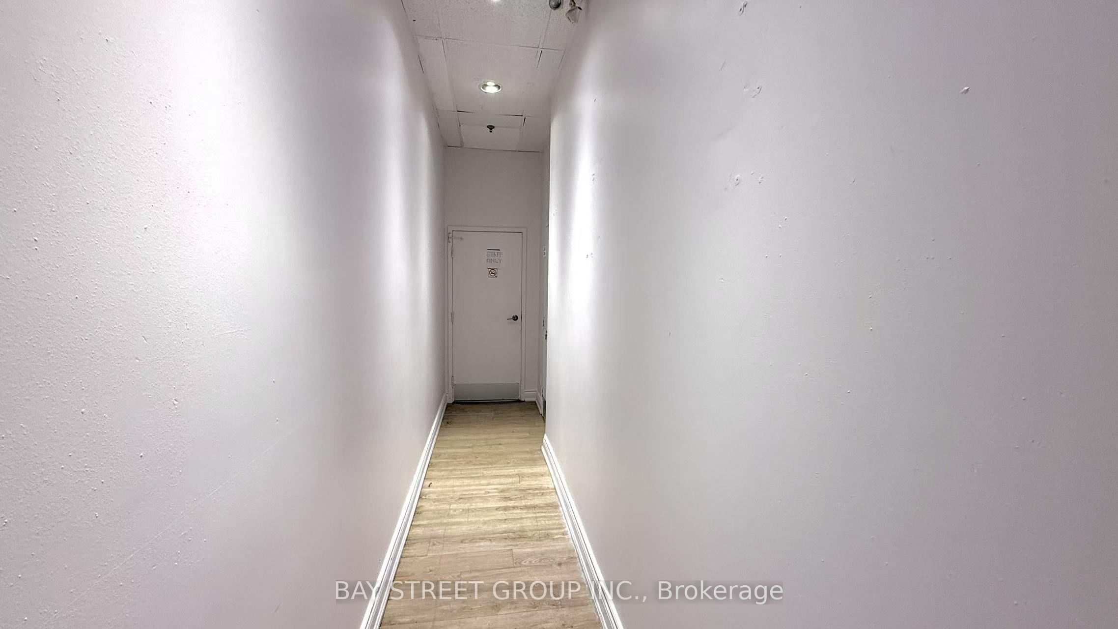 #100 - 60 Adelaide Street Property Photo 7