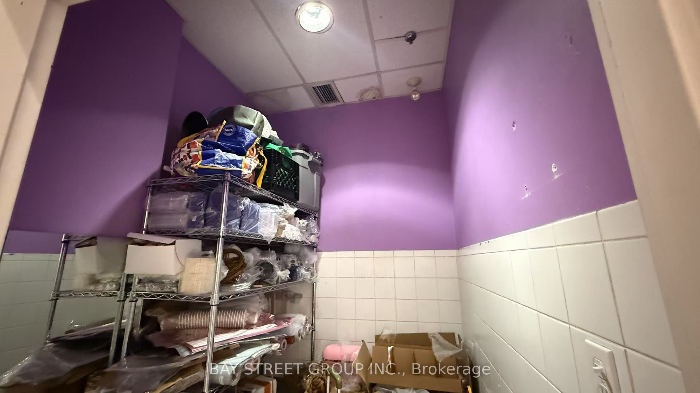 #100 - 60 Adelaide Street Property Photo 9