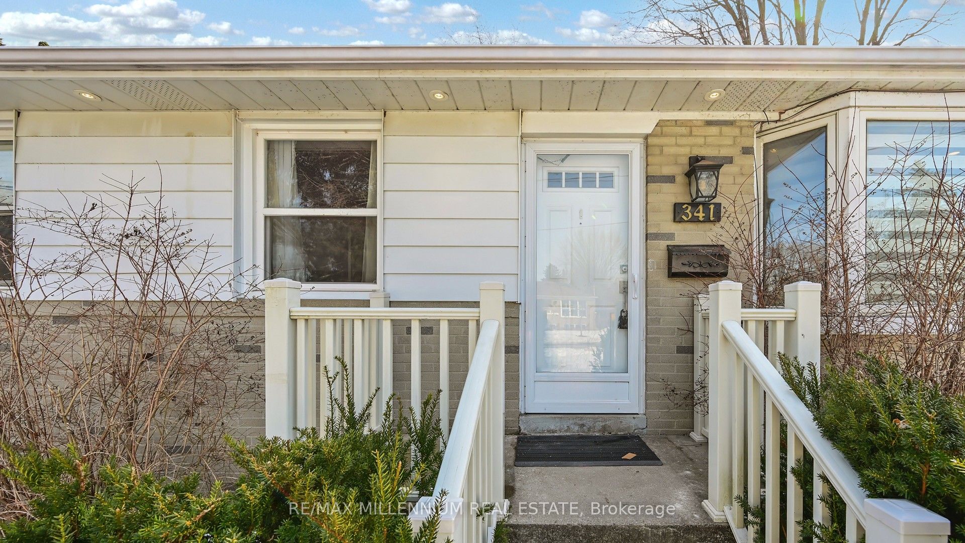 341 Moore Park Avenue Property Photo 10