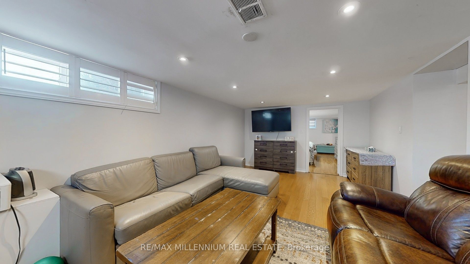 341 Moore Park Avenue Property Photo 32