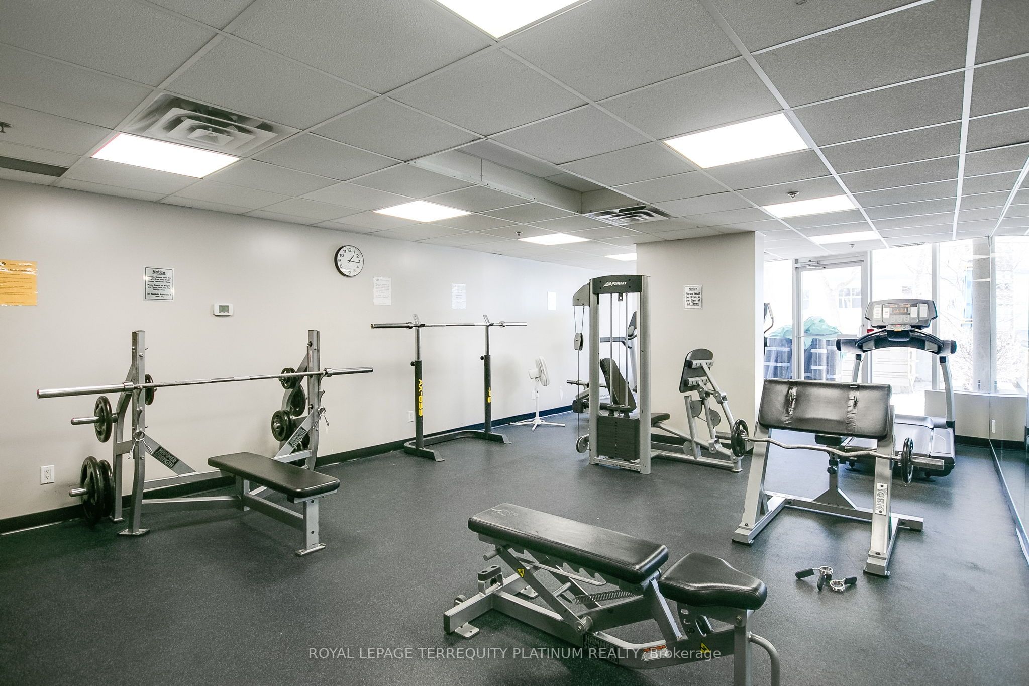 #1123 - 650 Queens Quay Property Photo 25