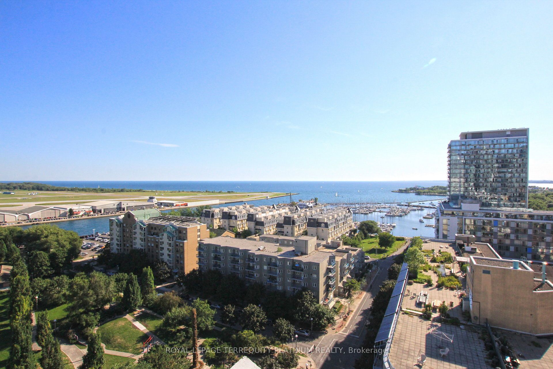 #1123 - 650 Queens Quay Property Photo 30