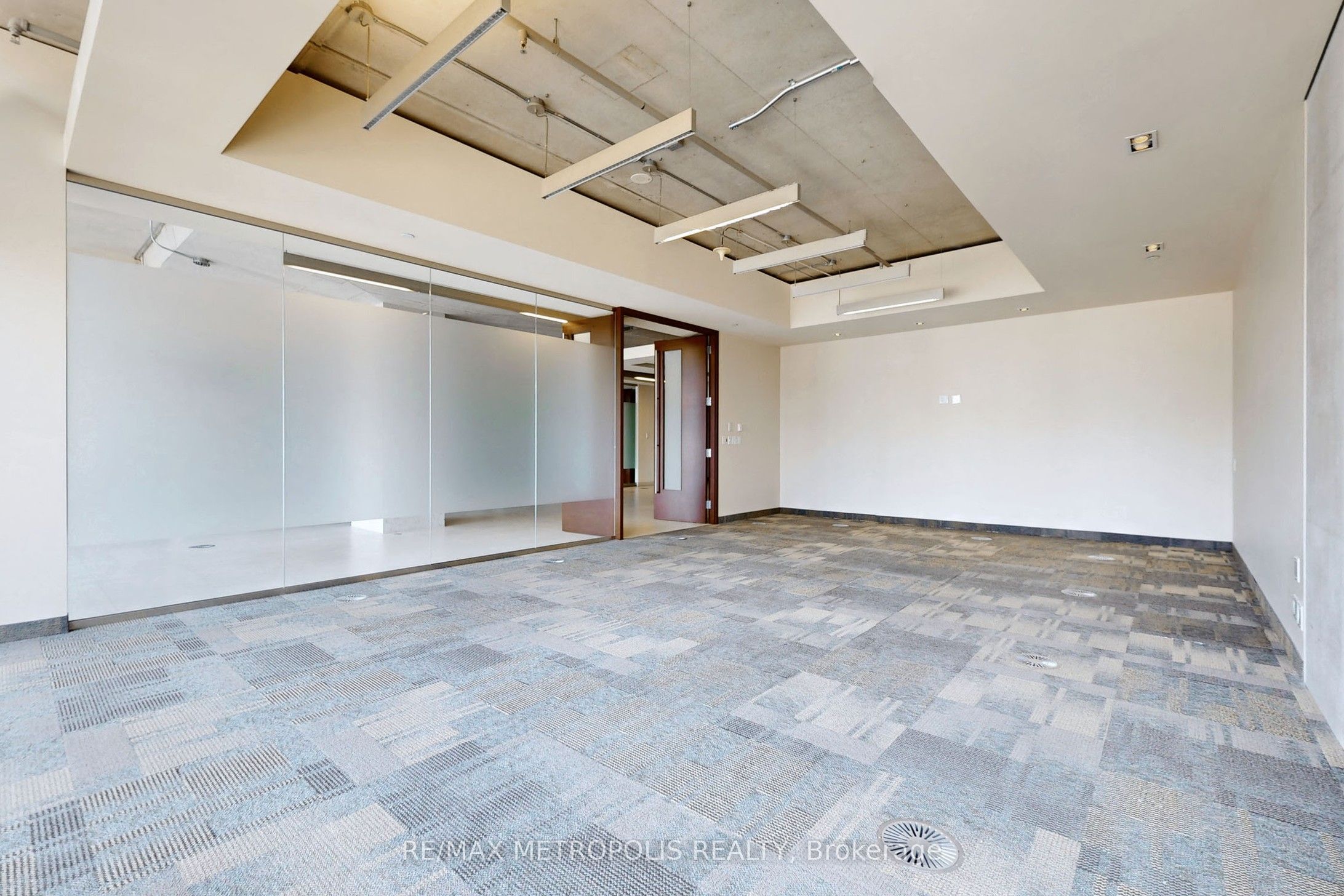 #3000b - 155 Wellington Street Property Photo 7