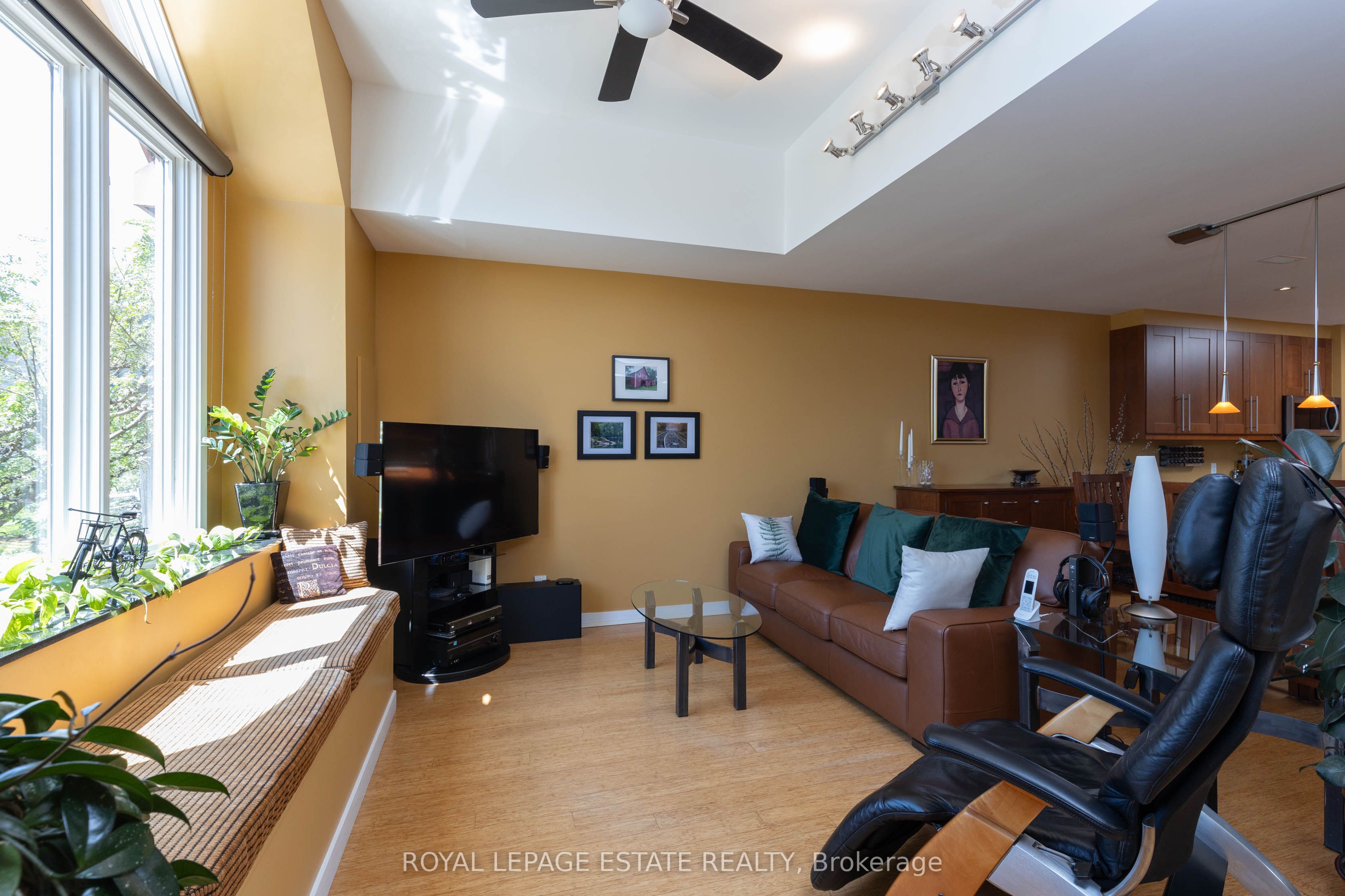 432/434 Queen Street Property Photo 7