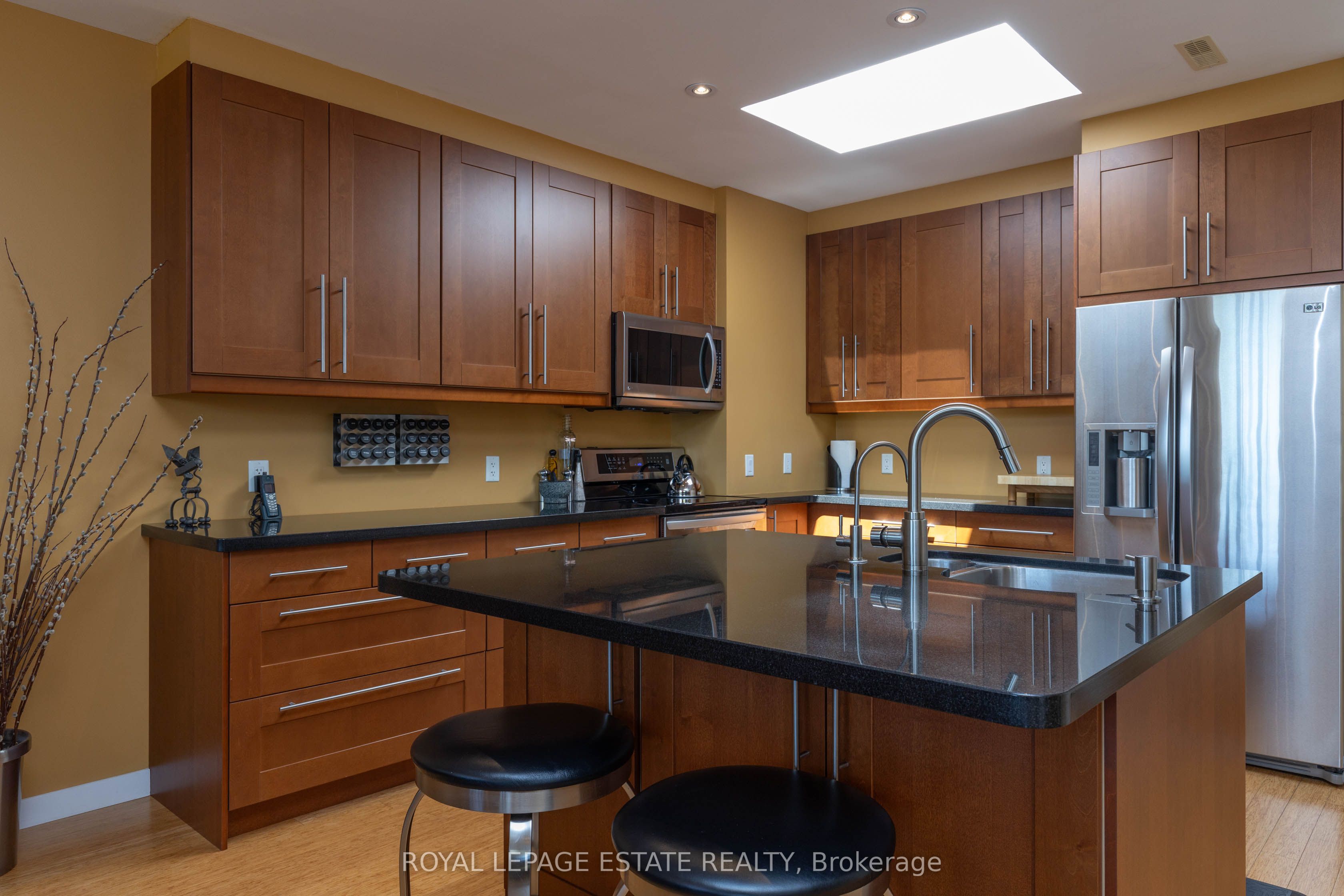 432/434 Queen Street Property Photo 9