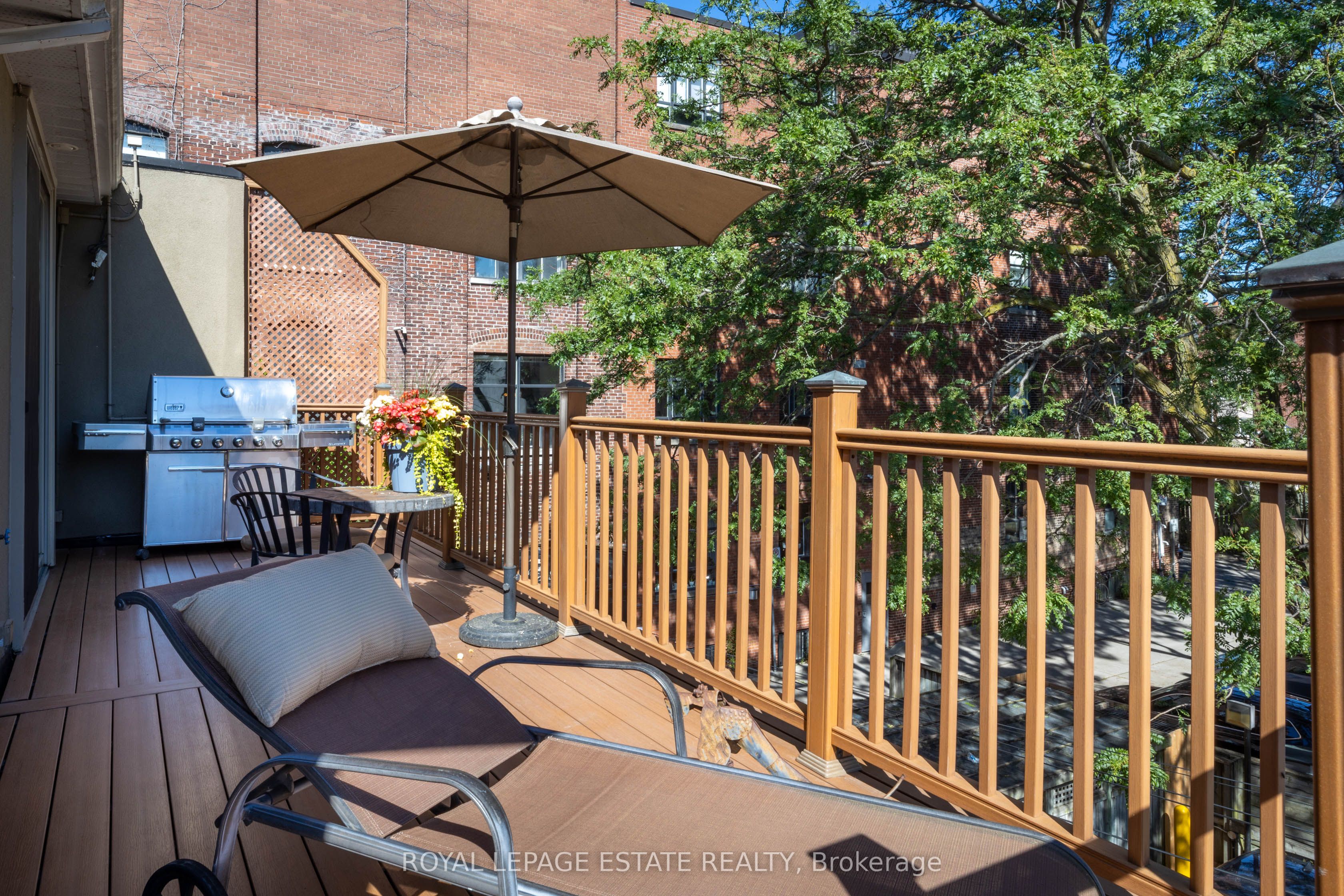 432 Queen Street E Property Photo 20