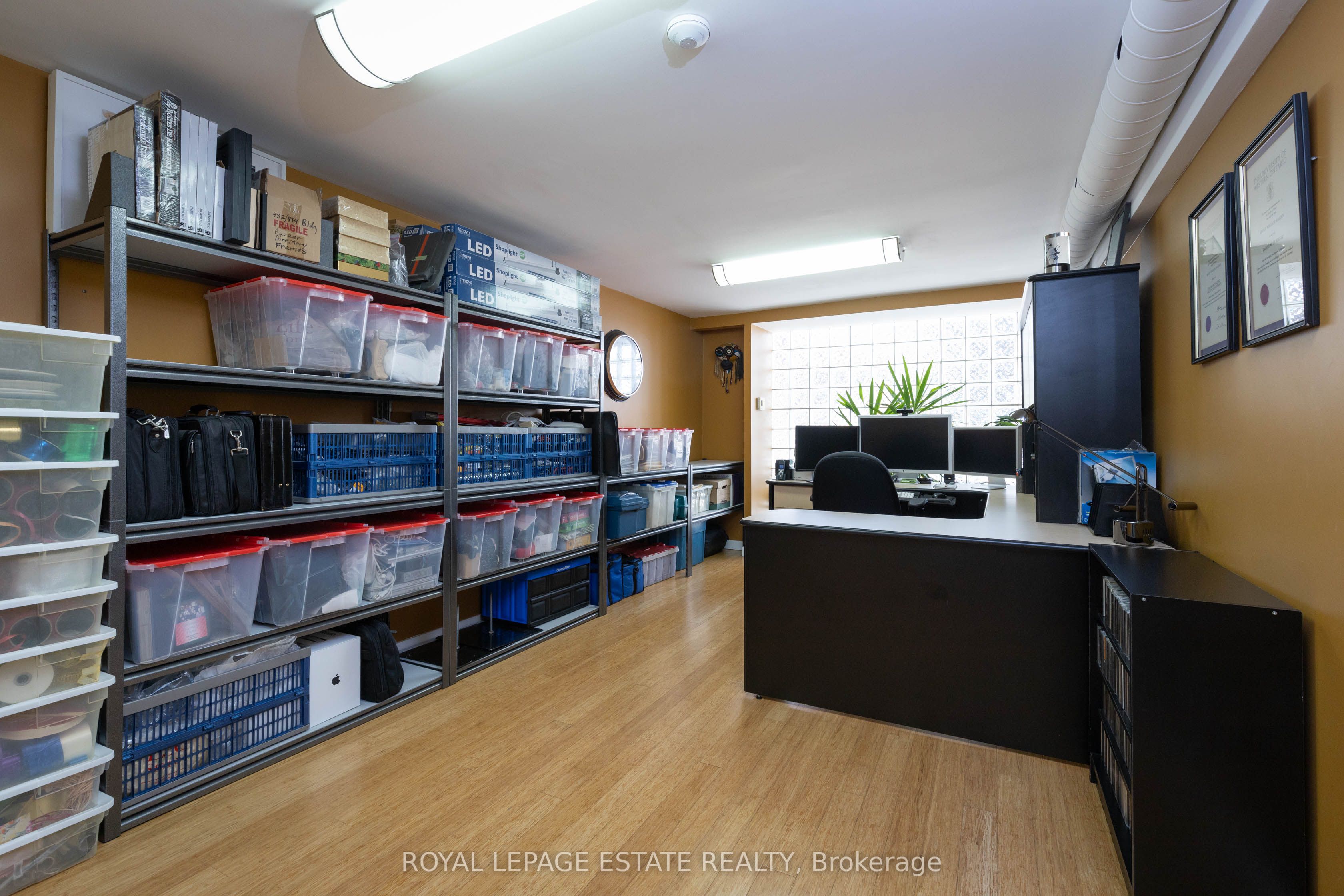 432 Queen Street E Property Photo 21