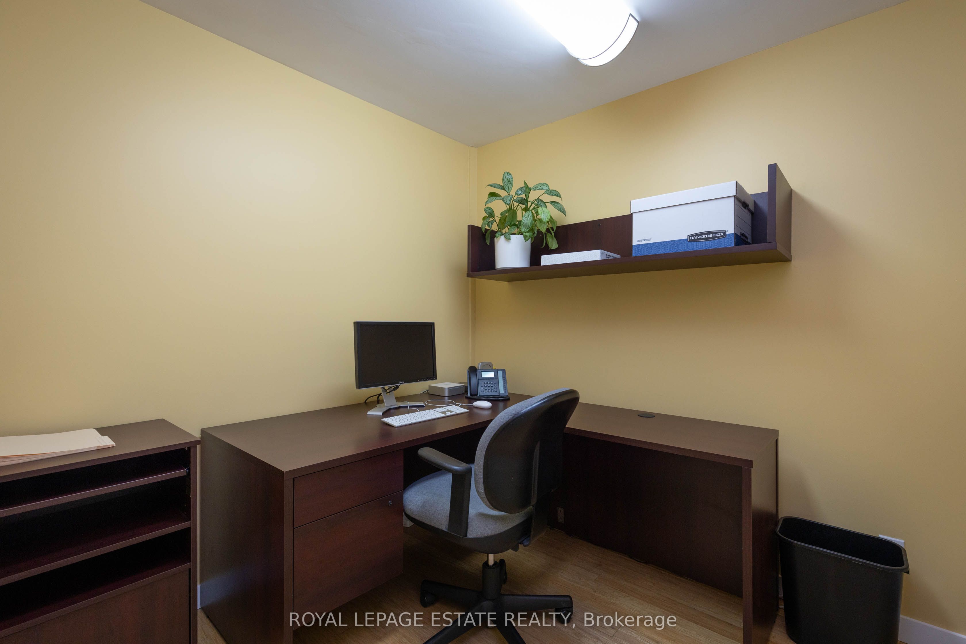 432 Queen Street E Property Photo 25