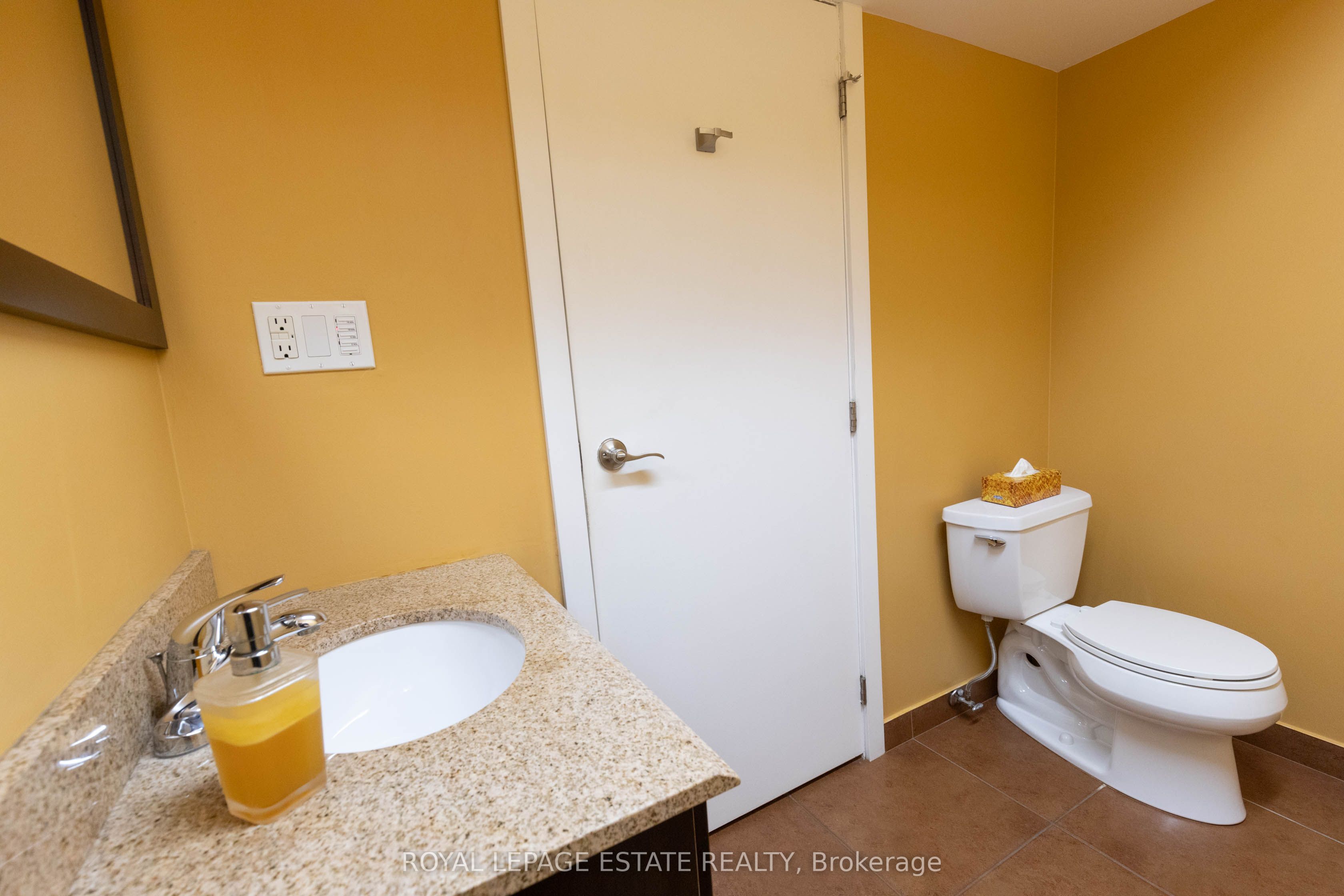 432 Queen Street E Property Photo 31