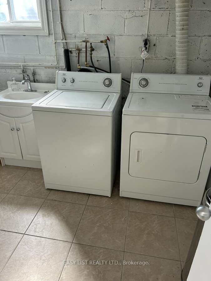 41 Churchill Avenue Property Photo 5