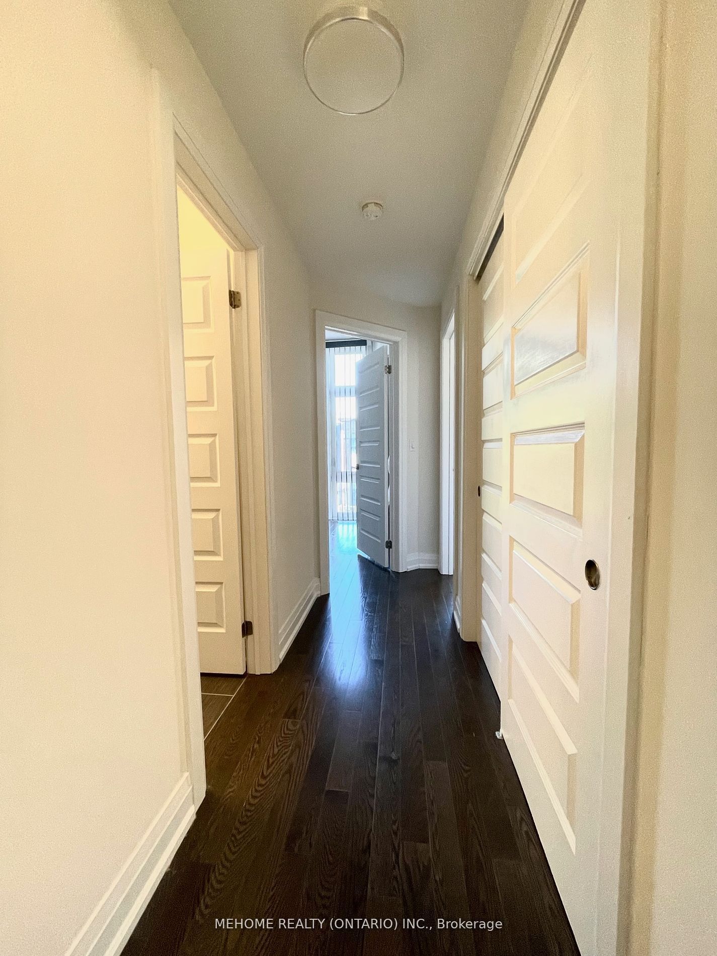 #107 - 23 Eldora Avenue Property Photo 10