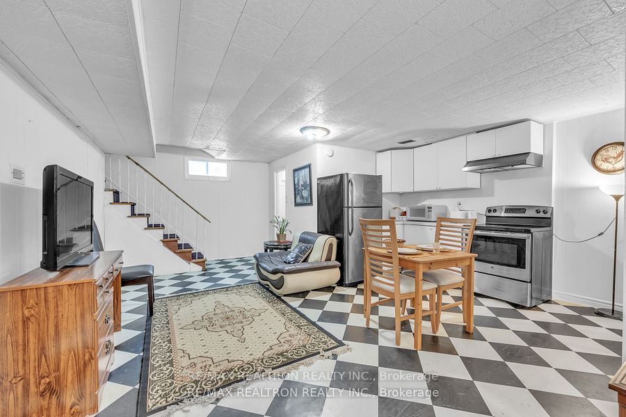 #bsmnt - 165 Woodsworth Road Property Photo