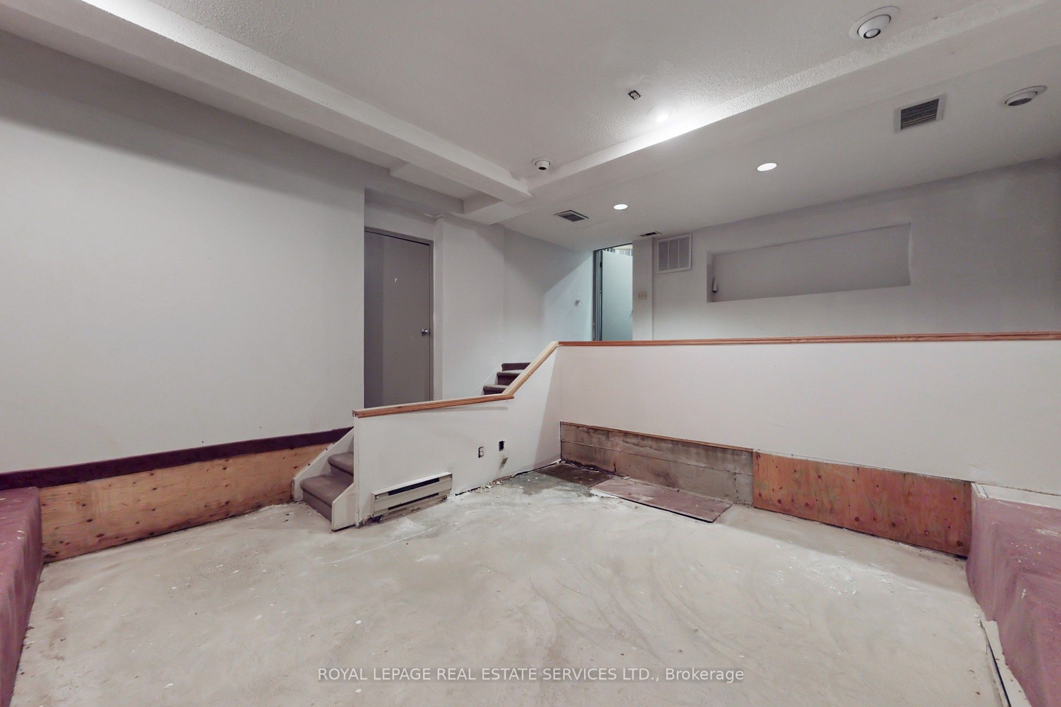 388 Parliament Street Property Photo 38