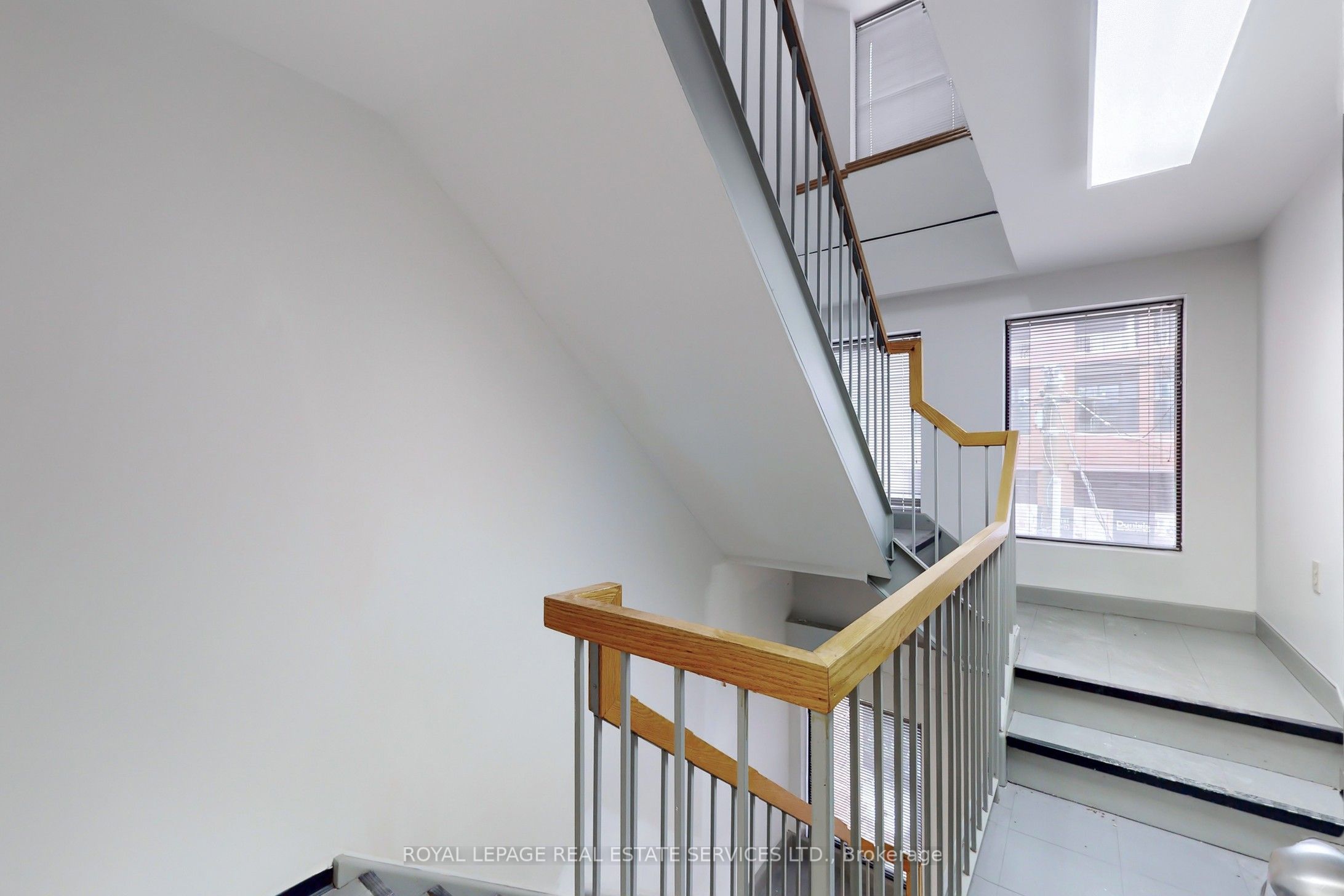 388 Parliament Street Property Photo 39