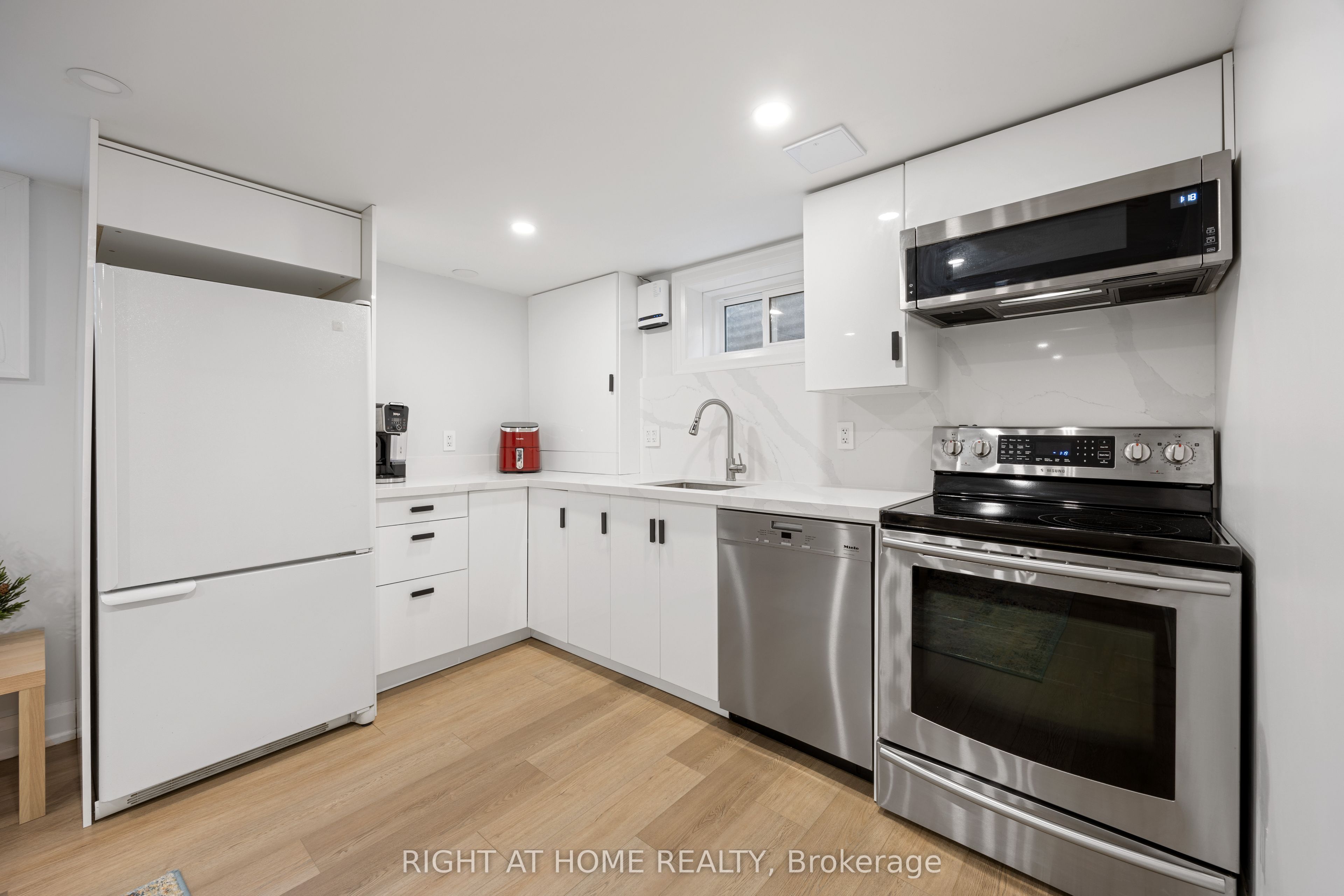 63 Shippigan Crescent Property Photo 22