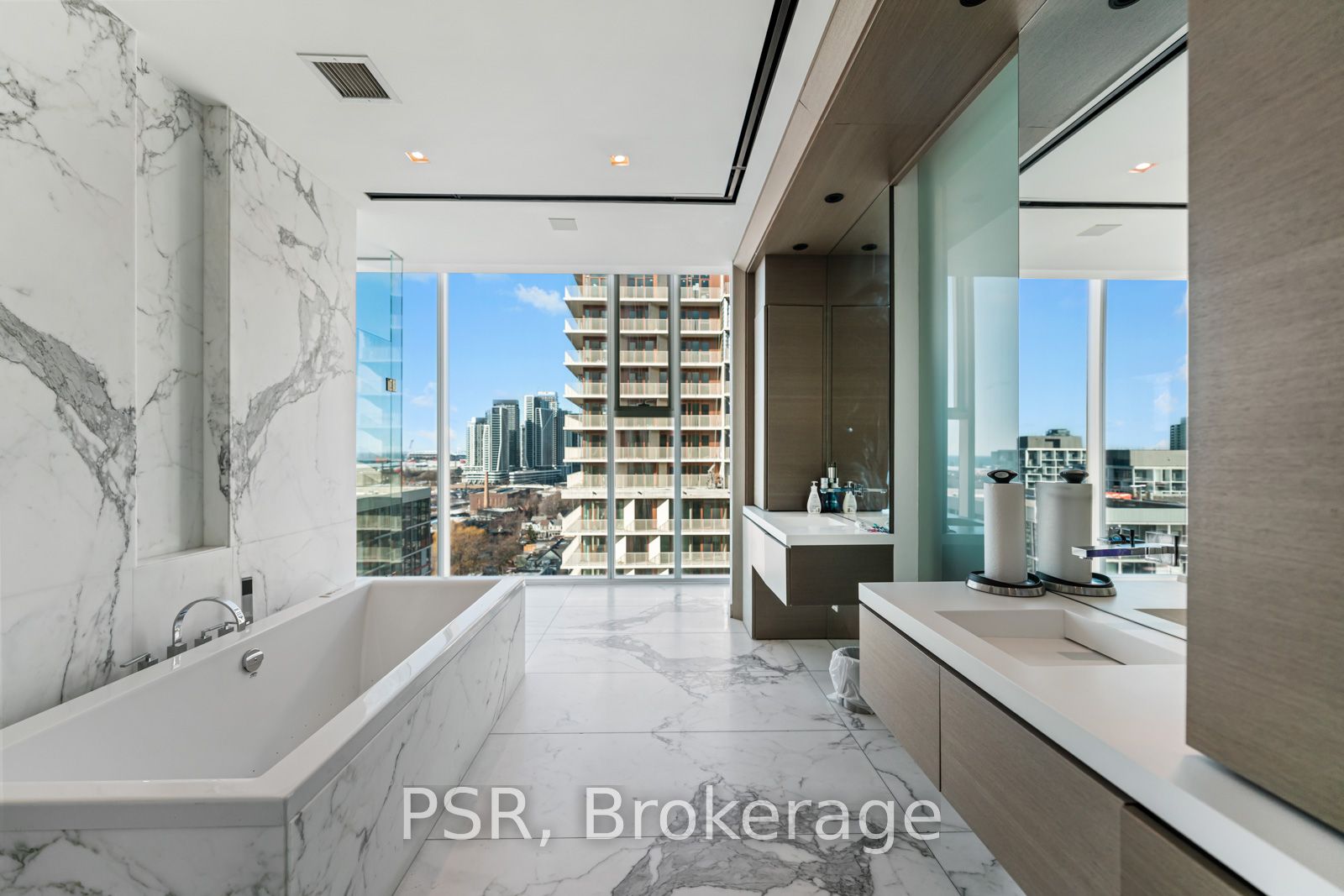 #1501 - 552 Wellington Street Property Photo 21