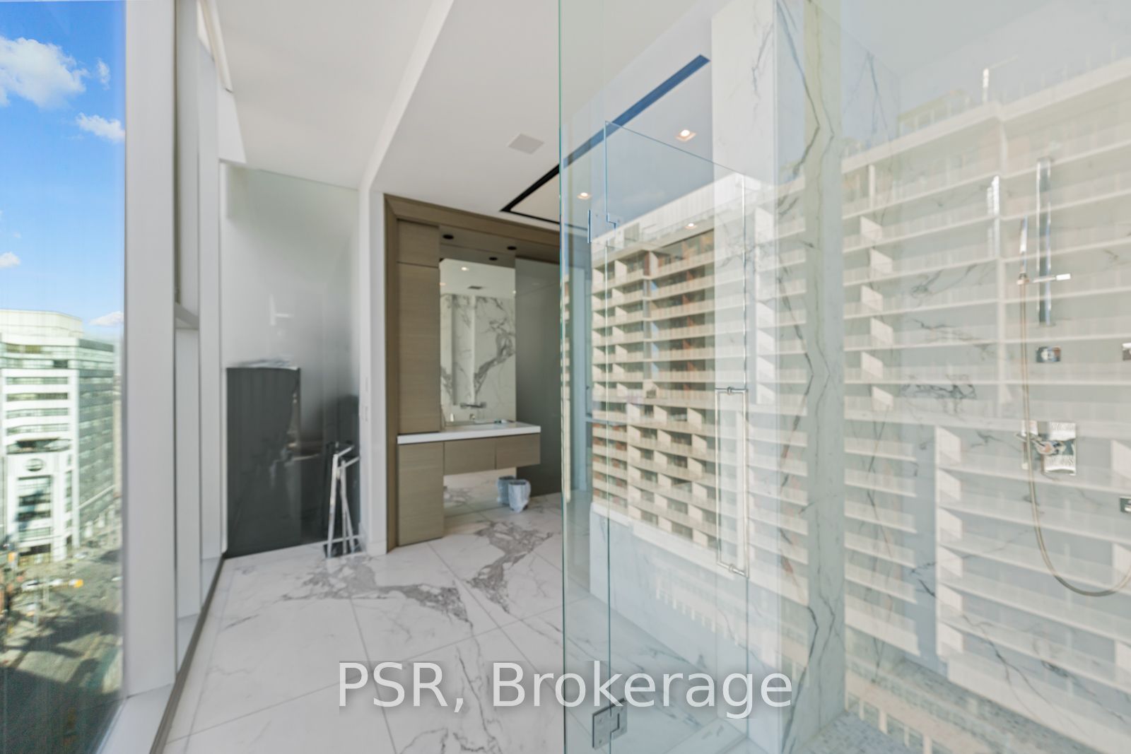 #1501 - 552 Wellington Street Property Photo 22