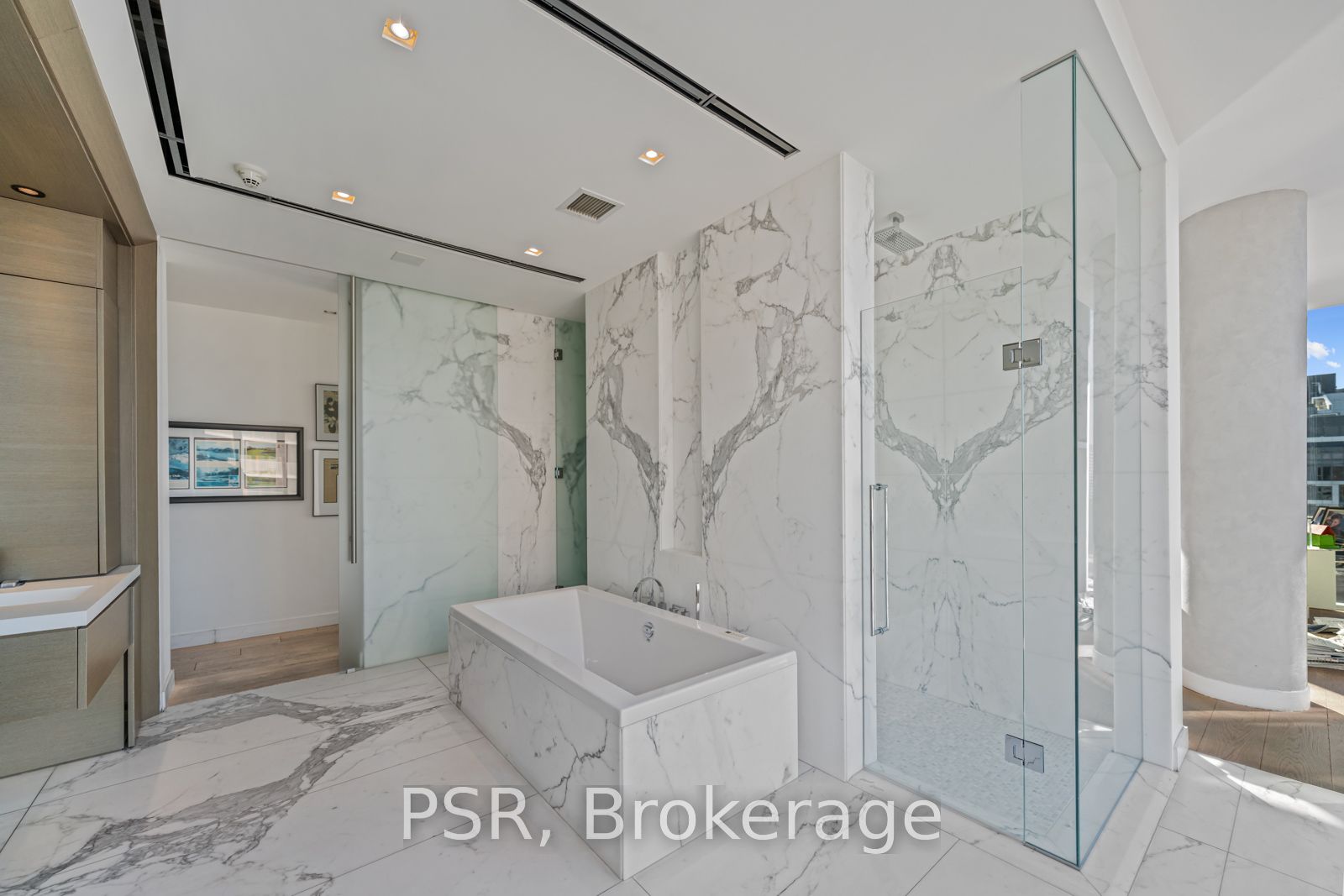 #1501 - 552 Wellington Street Property Photo 23