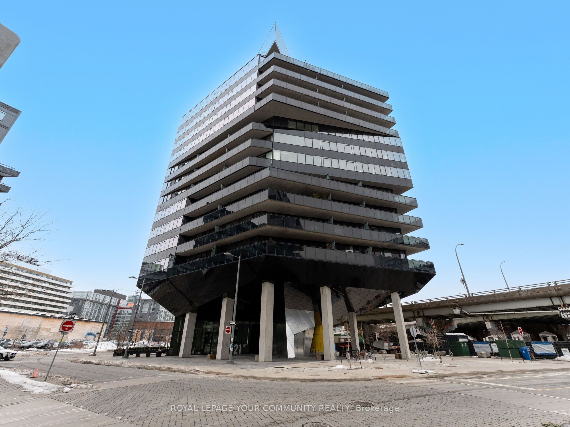 21 Lawren Harris Square N/a 1108 Property Photo 1