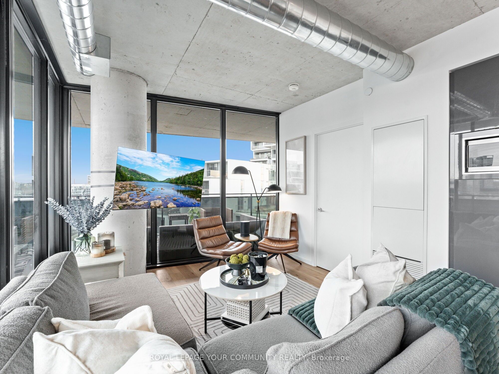 21 Lawren Harris Square N/a 1108 Property Photo 11