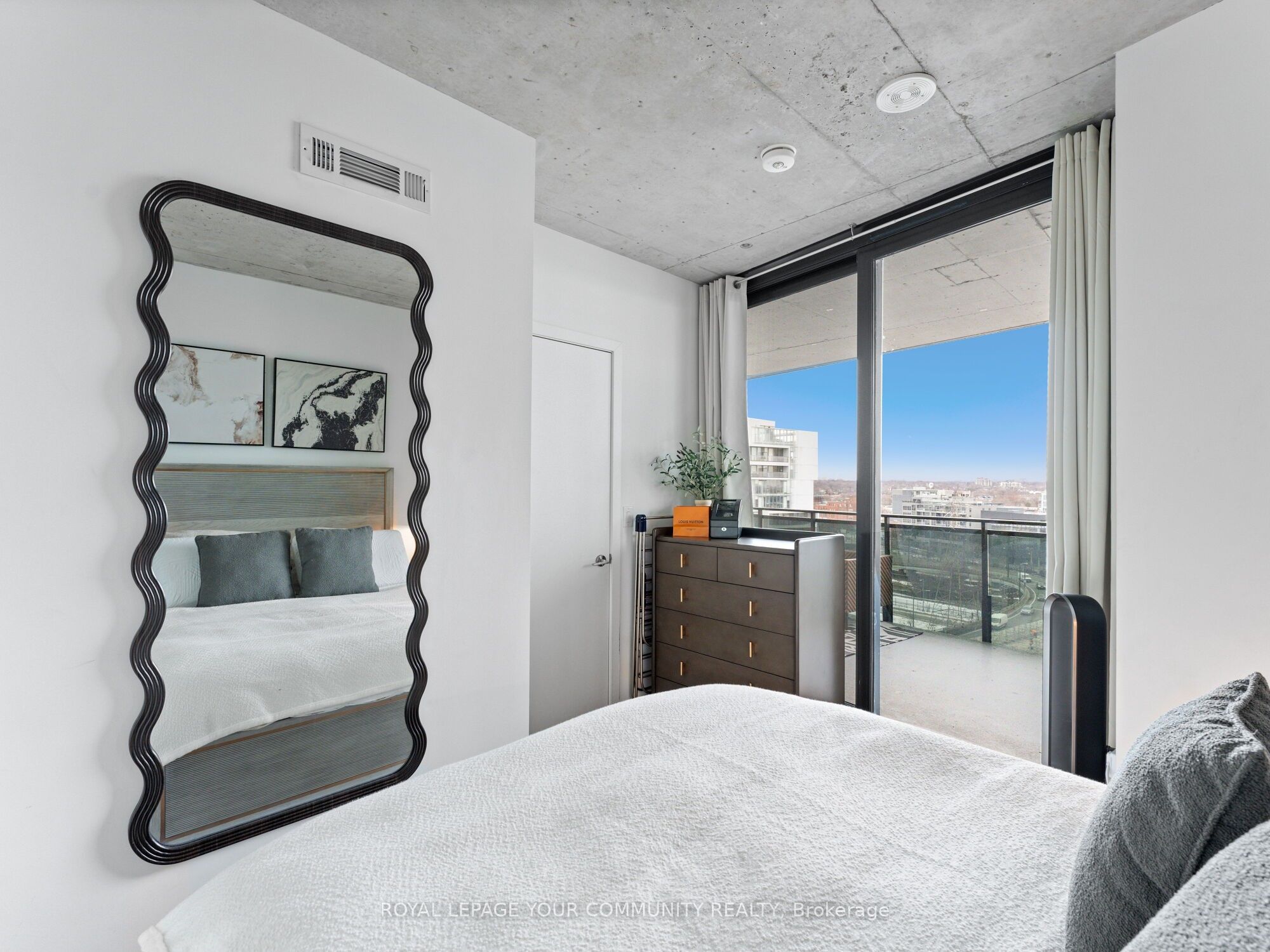 21 Lawren Harris Square N/a 1108 Property Photo 18