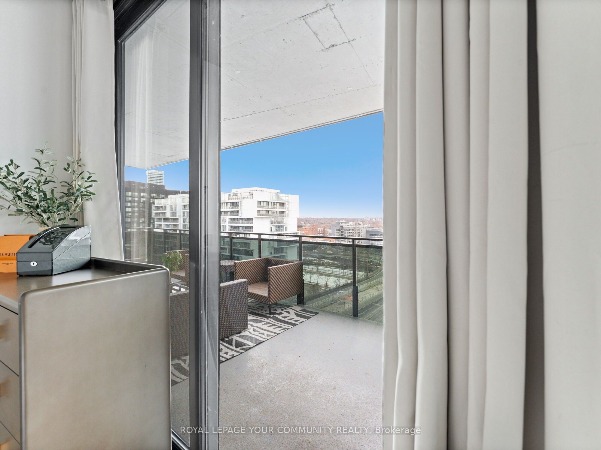 21 Lawren Harris Square N/a 1108 Property Photo 19