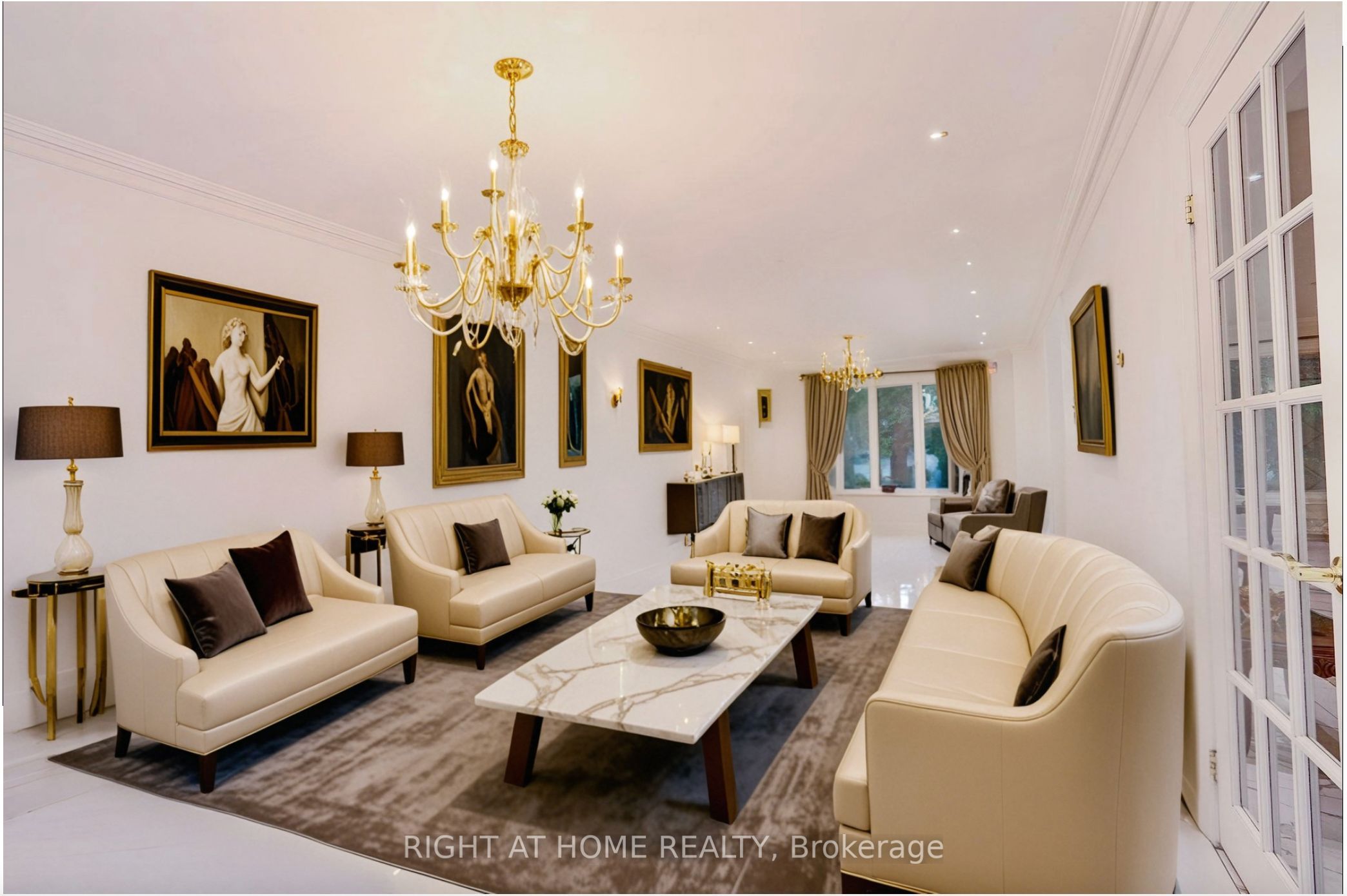89 Yonge Boulevard Property Photo 16