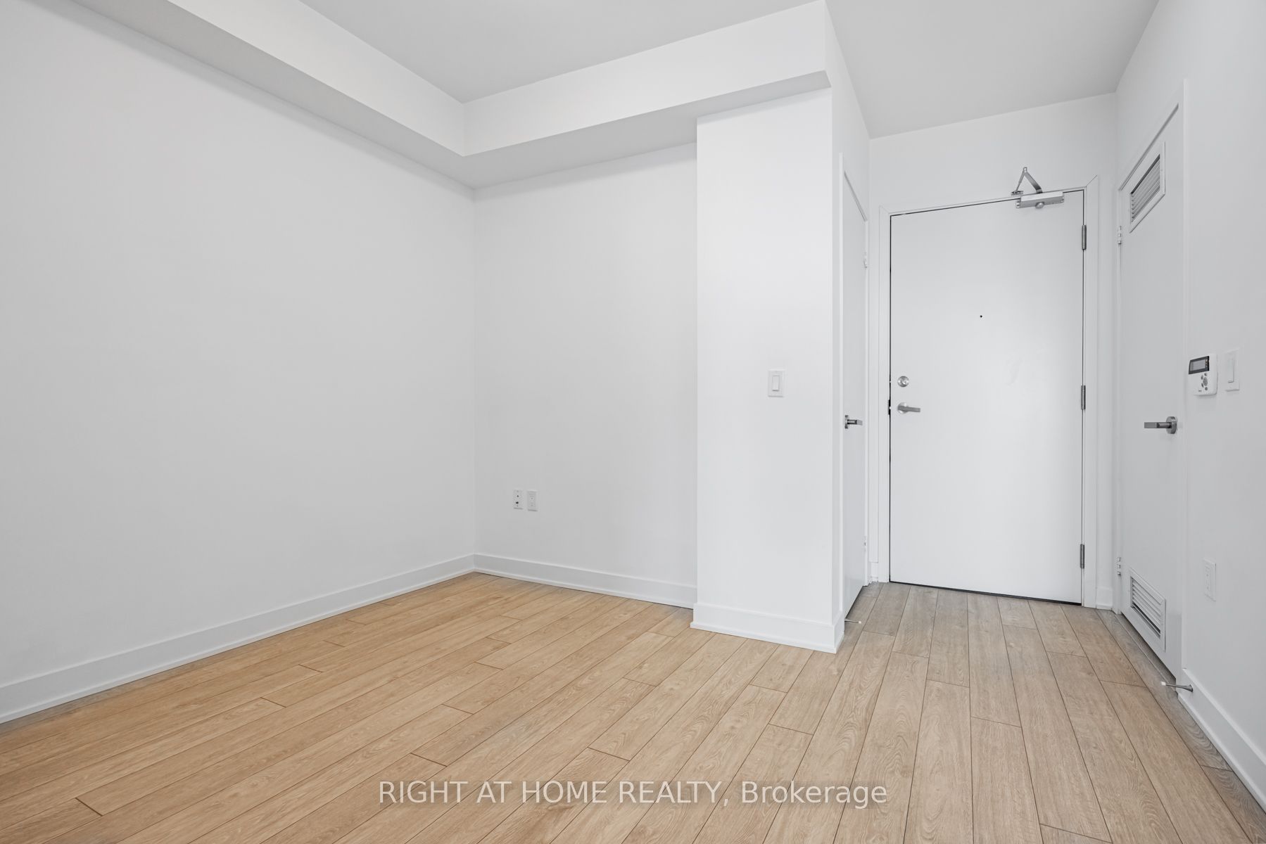 #2305 - 195 Redpath Avenue Property Photo 8