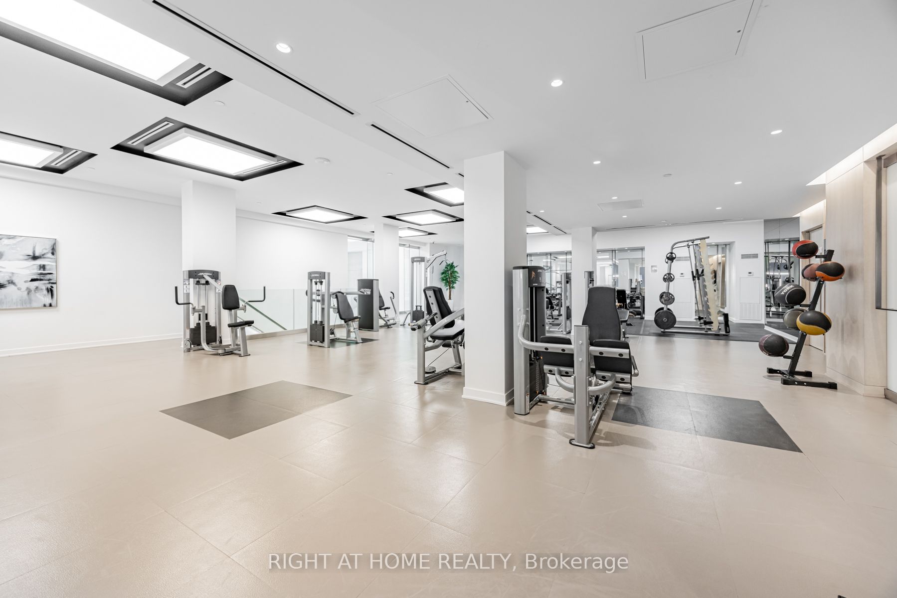 #2305 - 195 Redpath Avenue Property Photo 14
