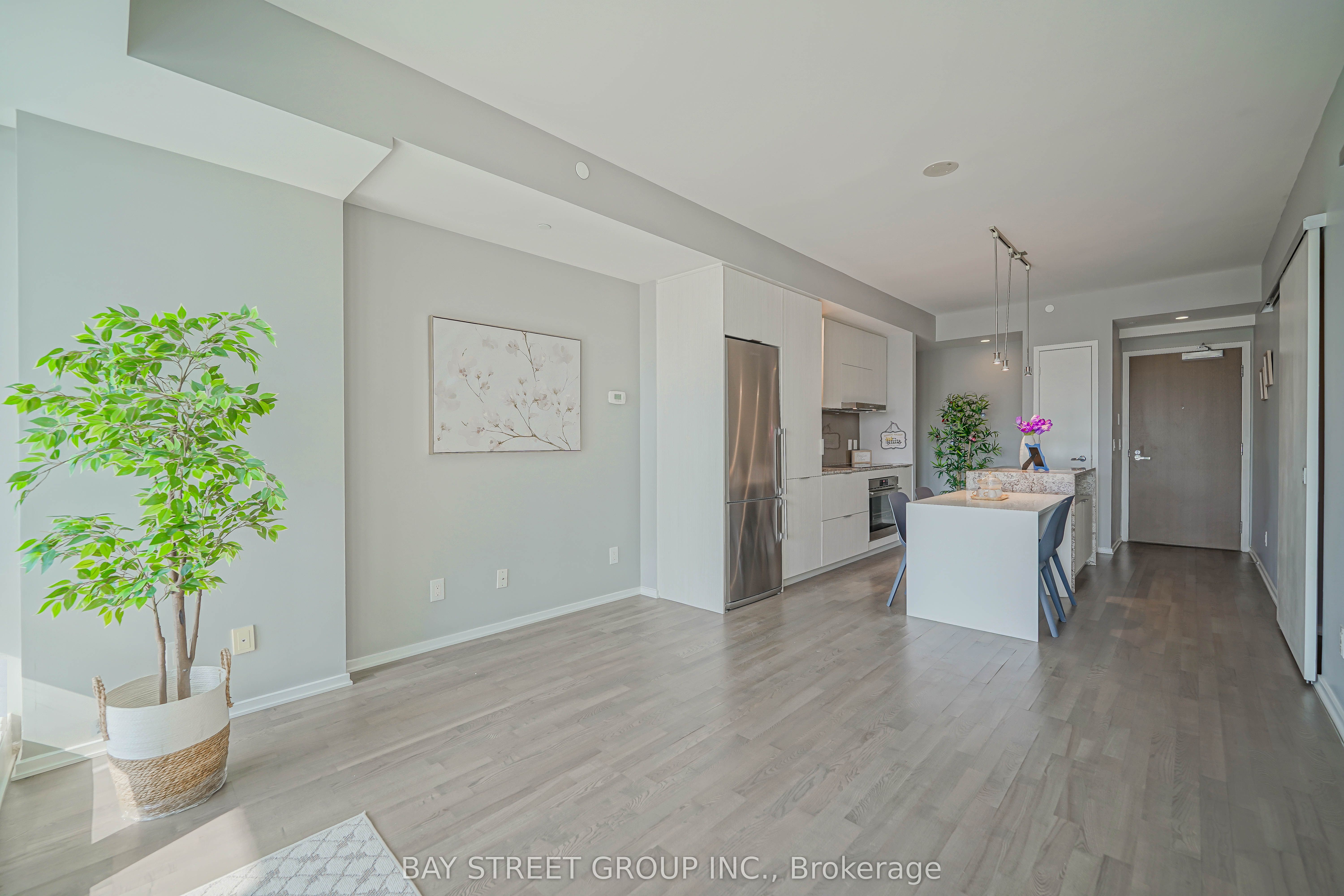 #1605 - 1 Bloor Street Property Photo 15