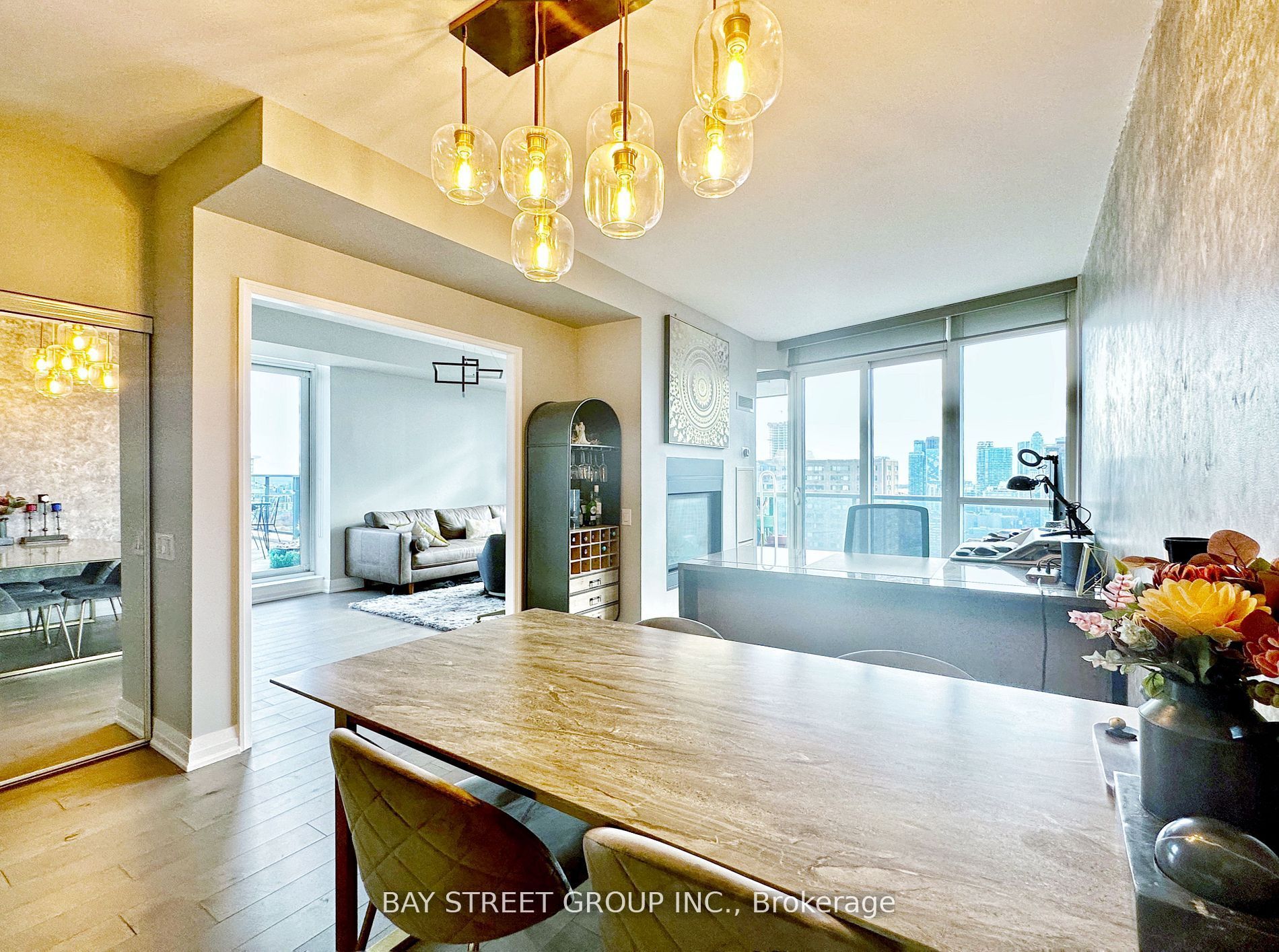 25 Carlton Street 3101 Property Photo 6