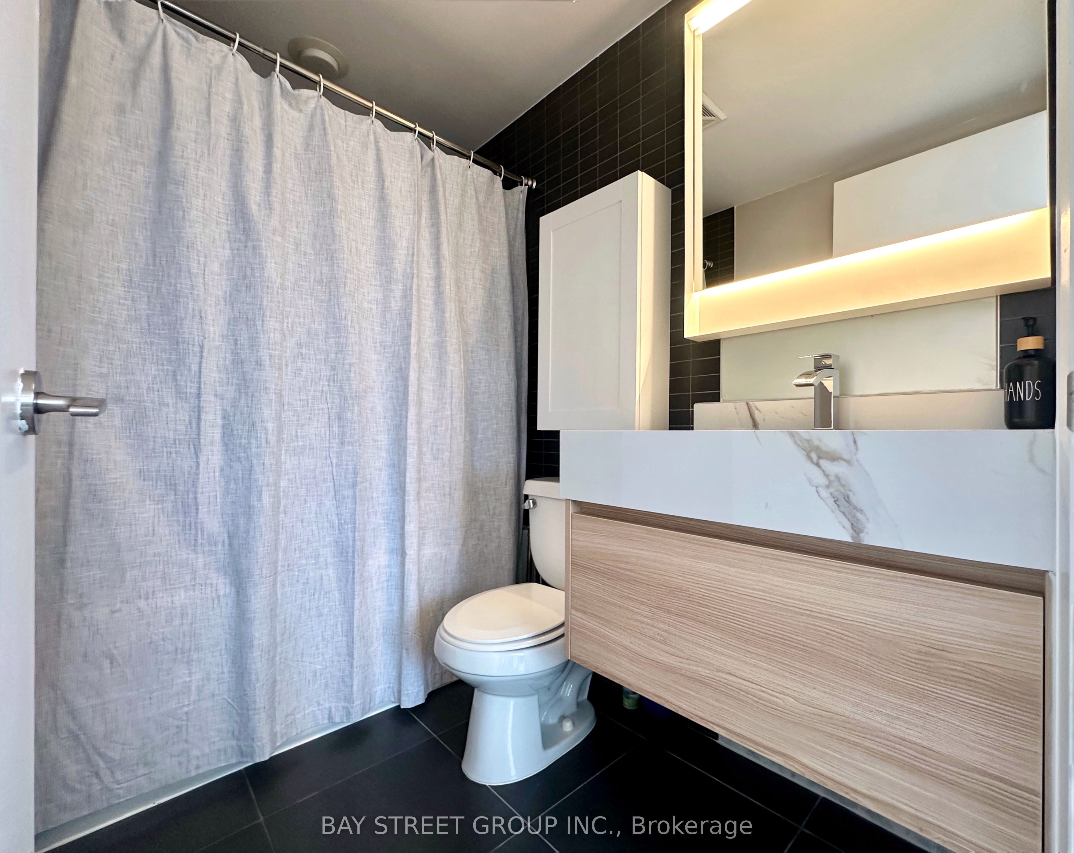 25 Carlton Street 3101 Property Photo 18