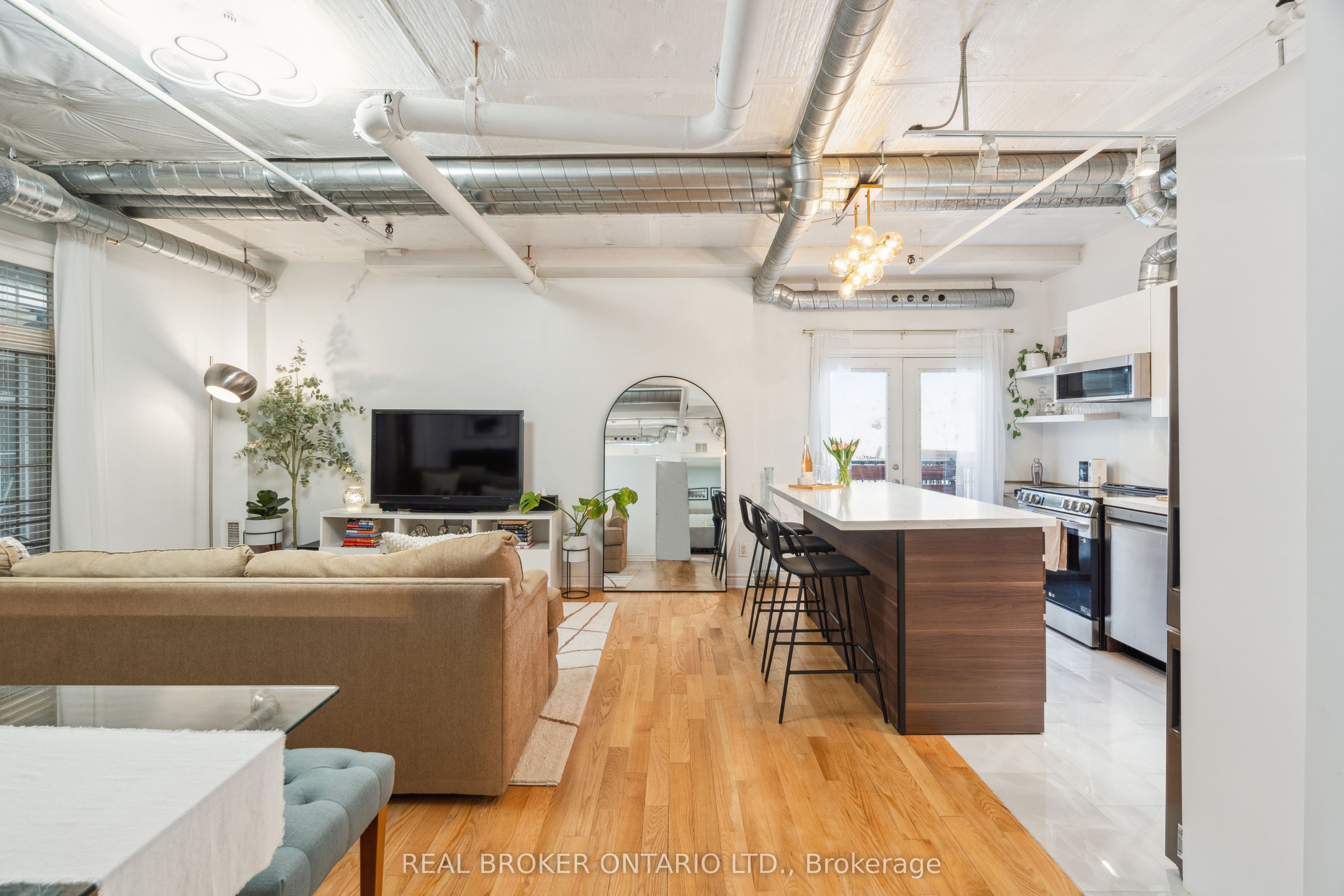 #146 - 78 St Patrick Street Property Photo 1
