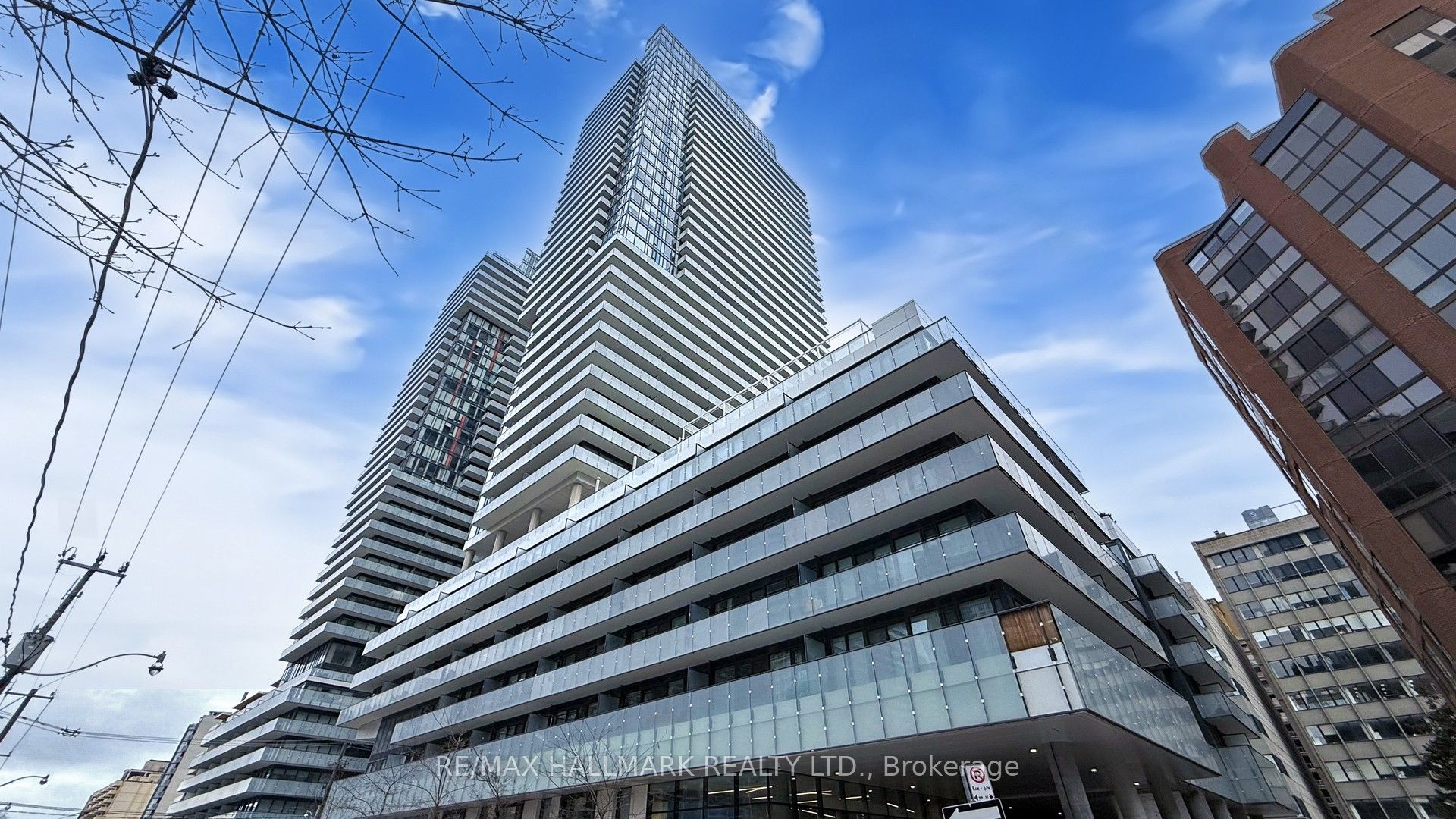 #4203 - 161 Roehampton Avenue Property Photo 1