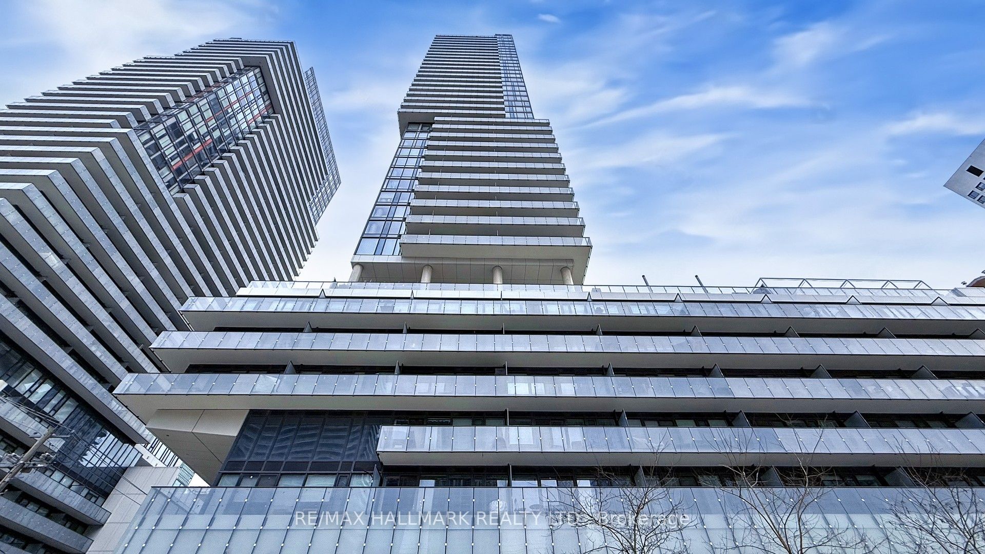 #4203 - 161 Roehampton Avenue Property Photo 2