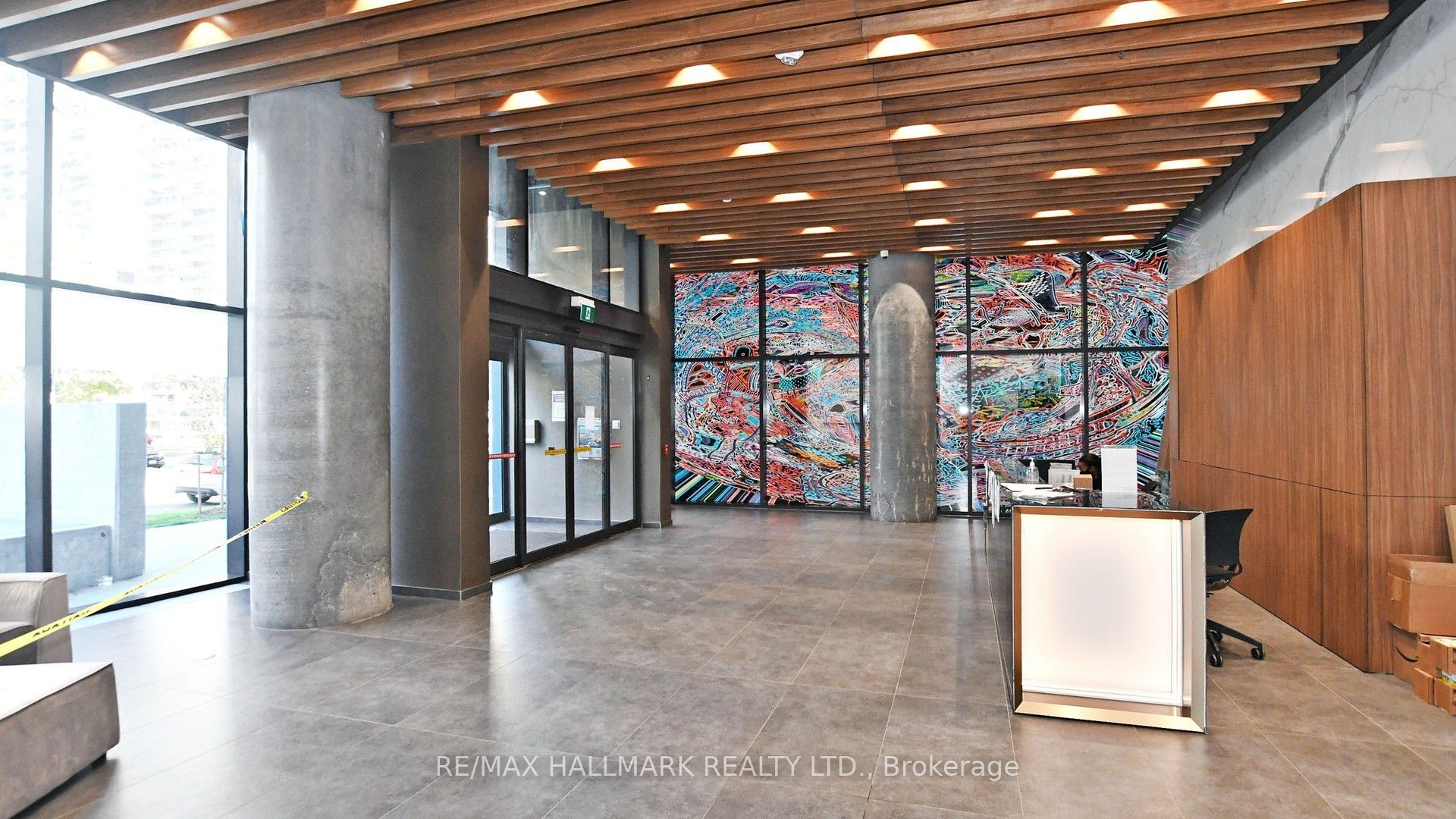 #4203 - 161 Roehampton Avenue Property Photo 5