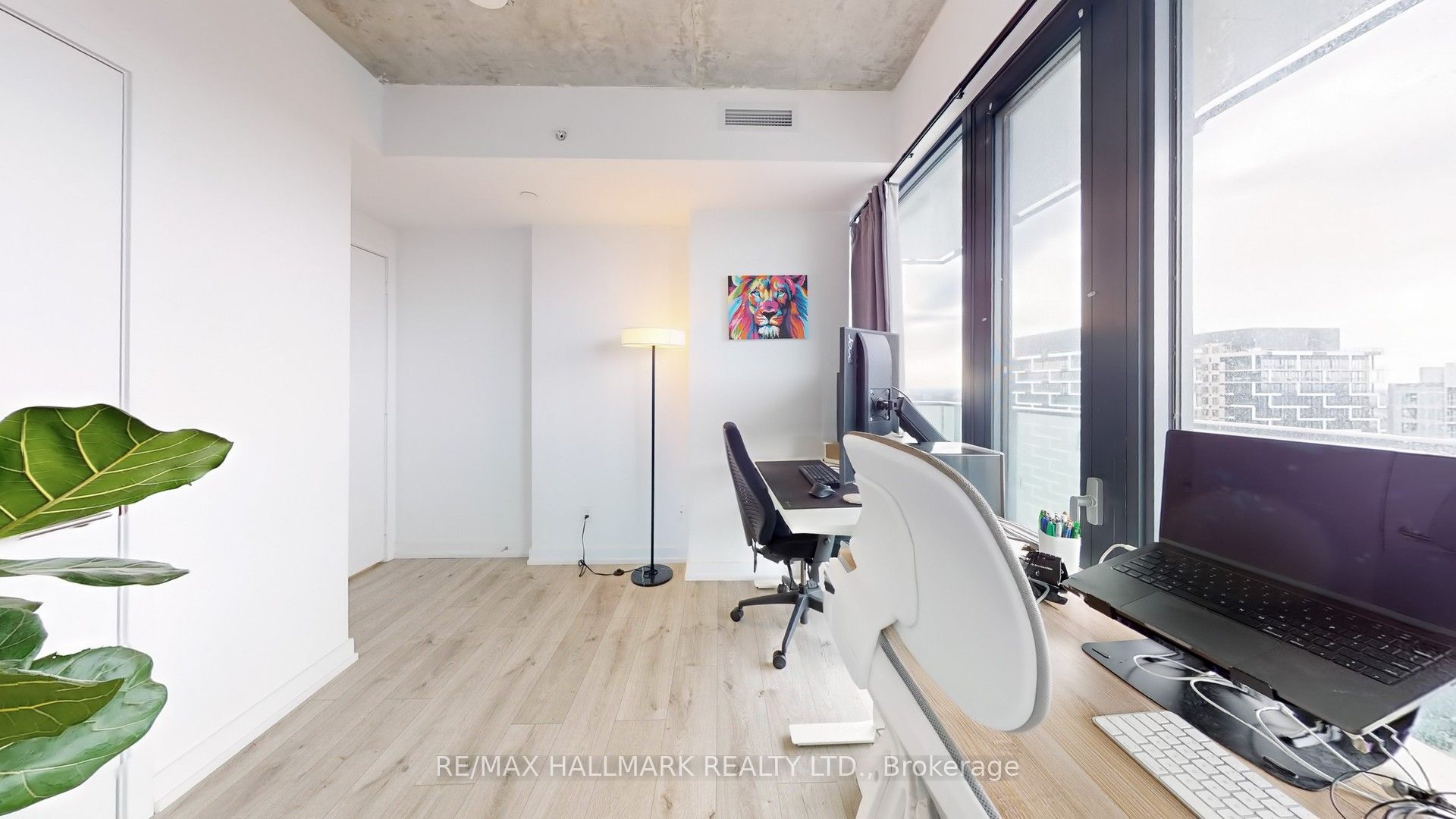 #4203 - 161 Roehampton Avenue Property Photo 27