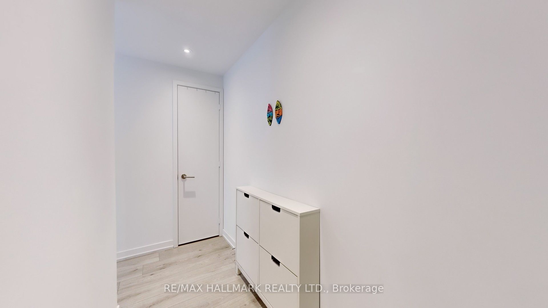 #4203 - 161 Roehampton Avenue Property Photo 31