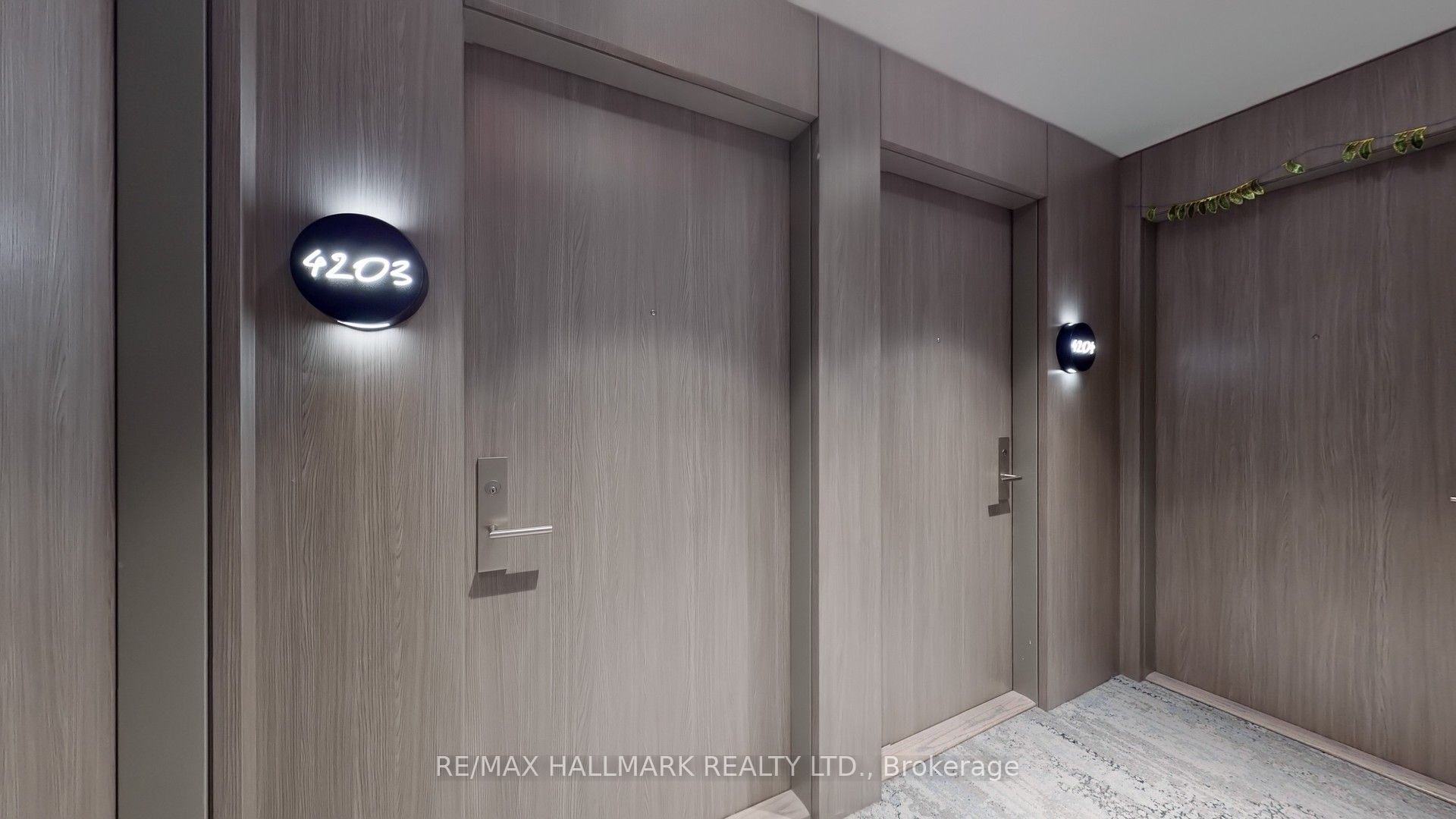 #4203 - 161 Roehampton Avenue Property Photo 33